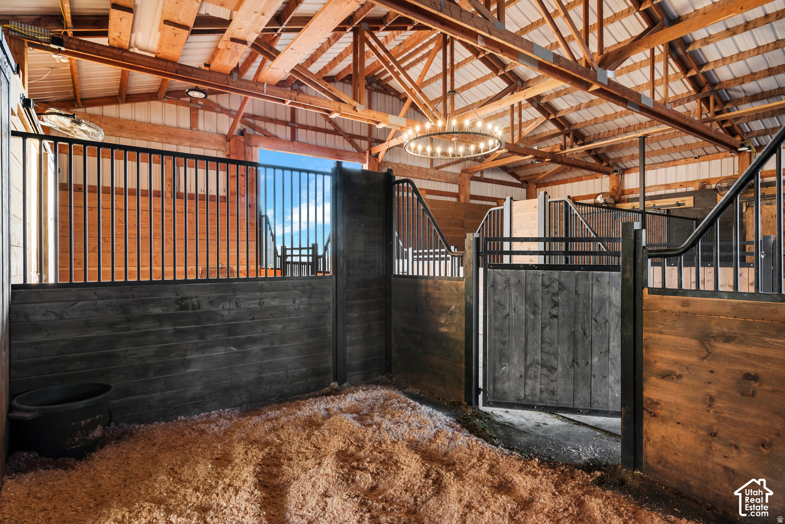main property photo 77