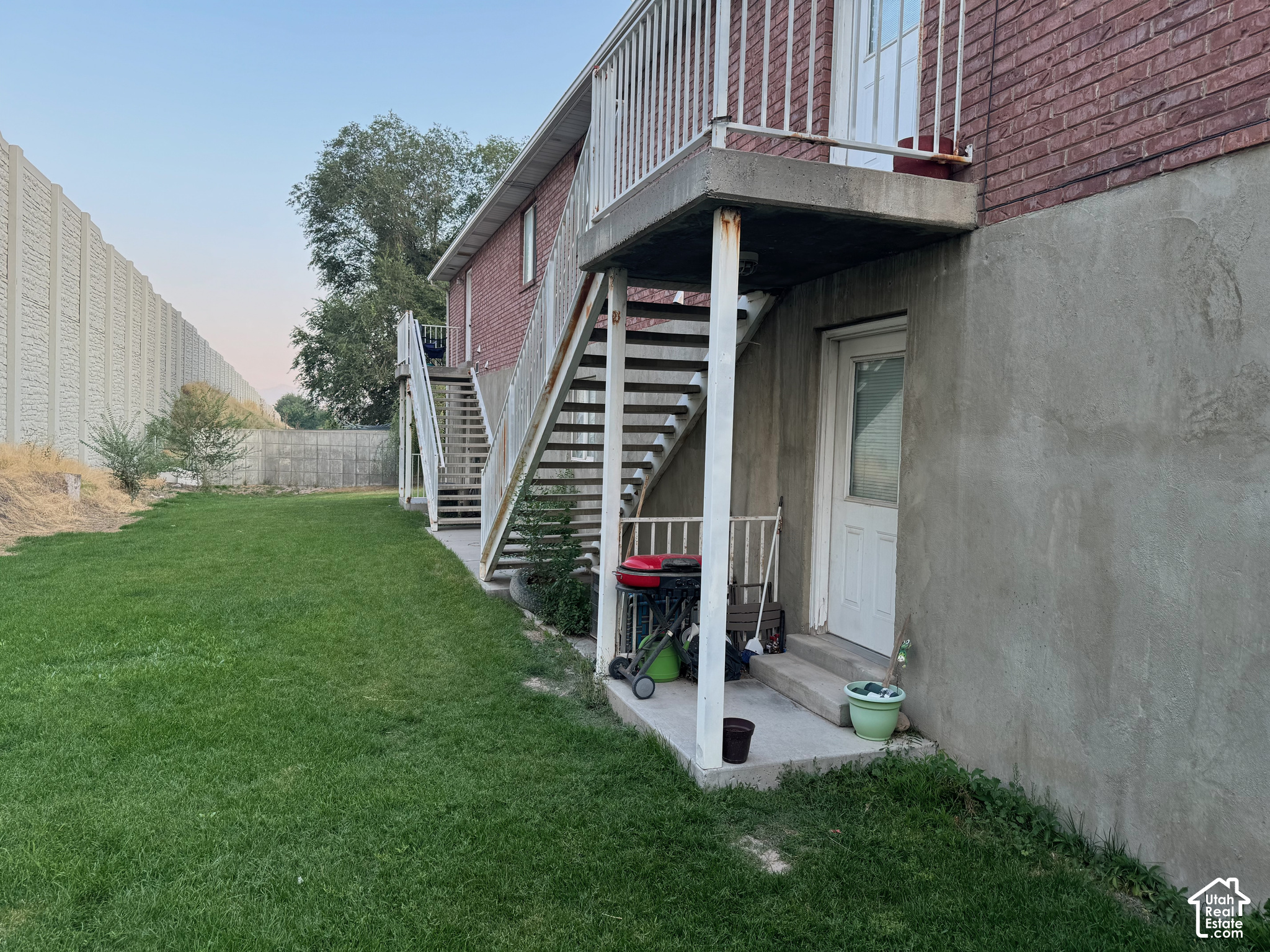 main property photo 10