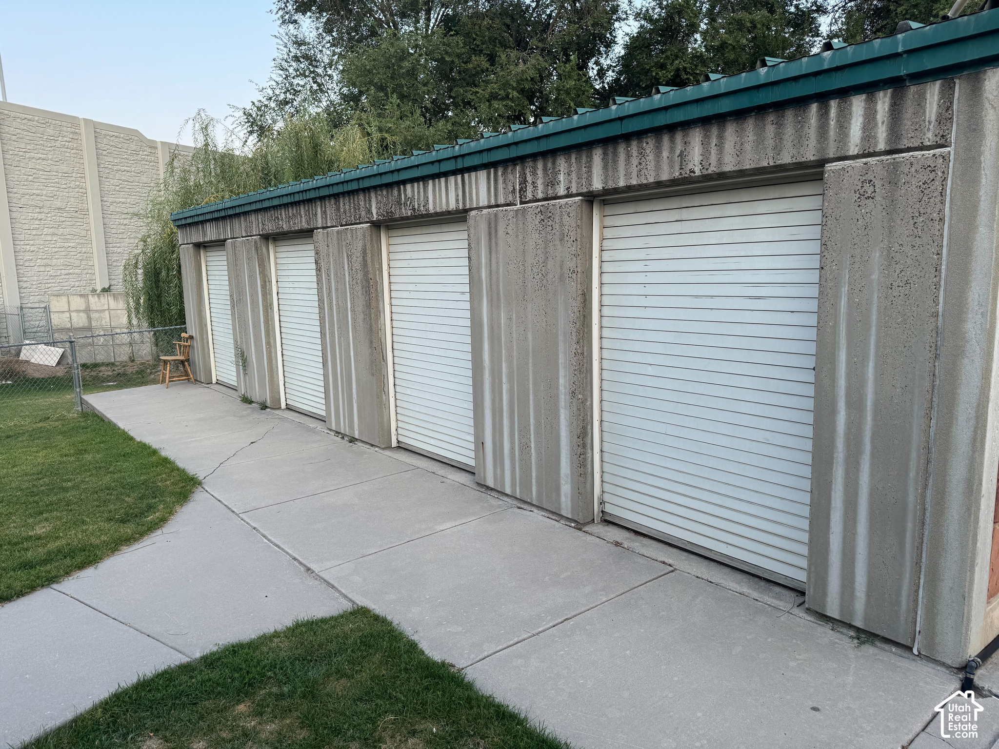 main property photo 12