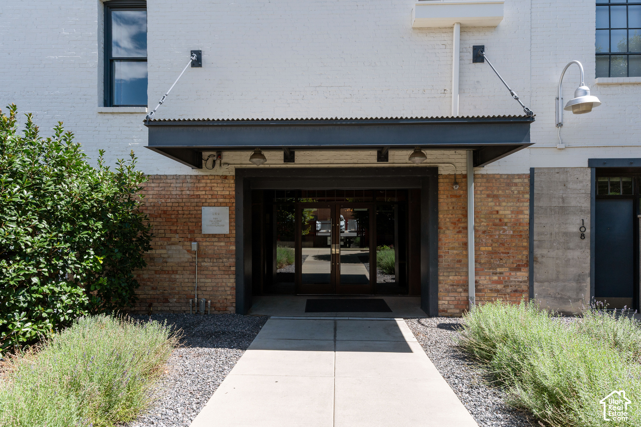 property viewer photo 30