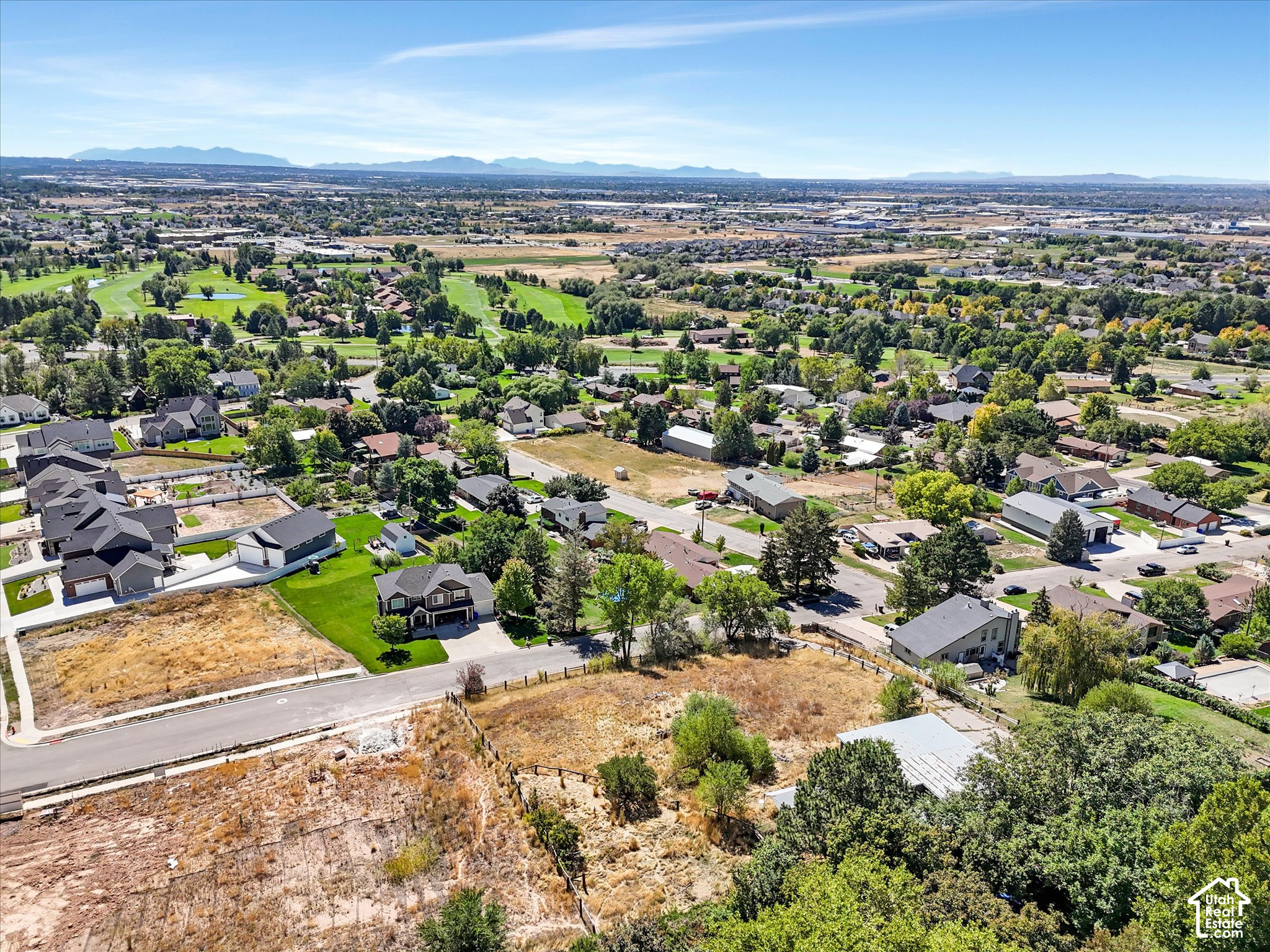 main property photo 9