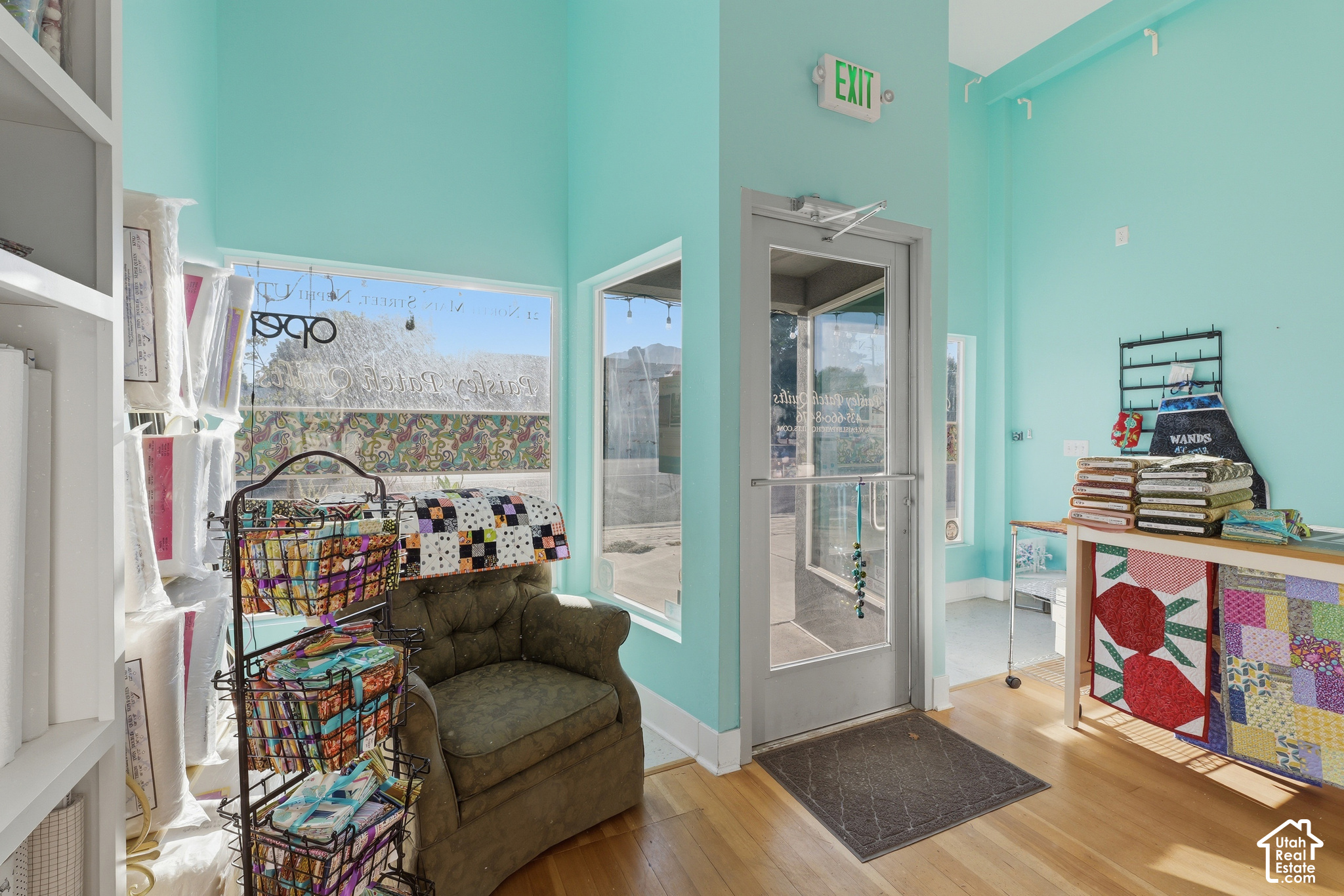 main property photo 16