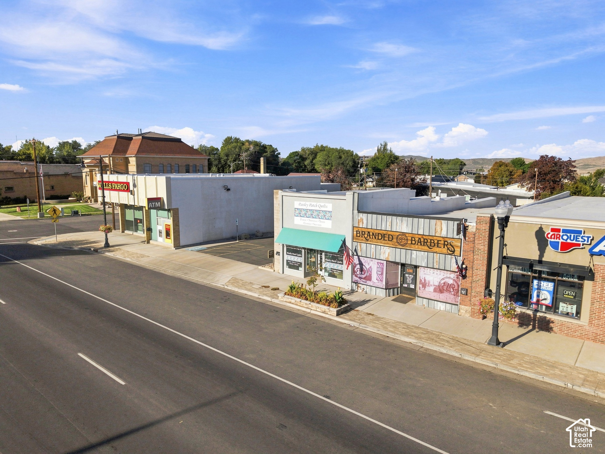 main property photo 4