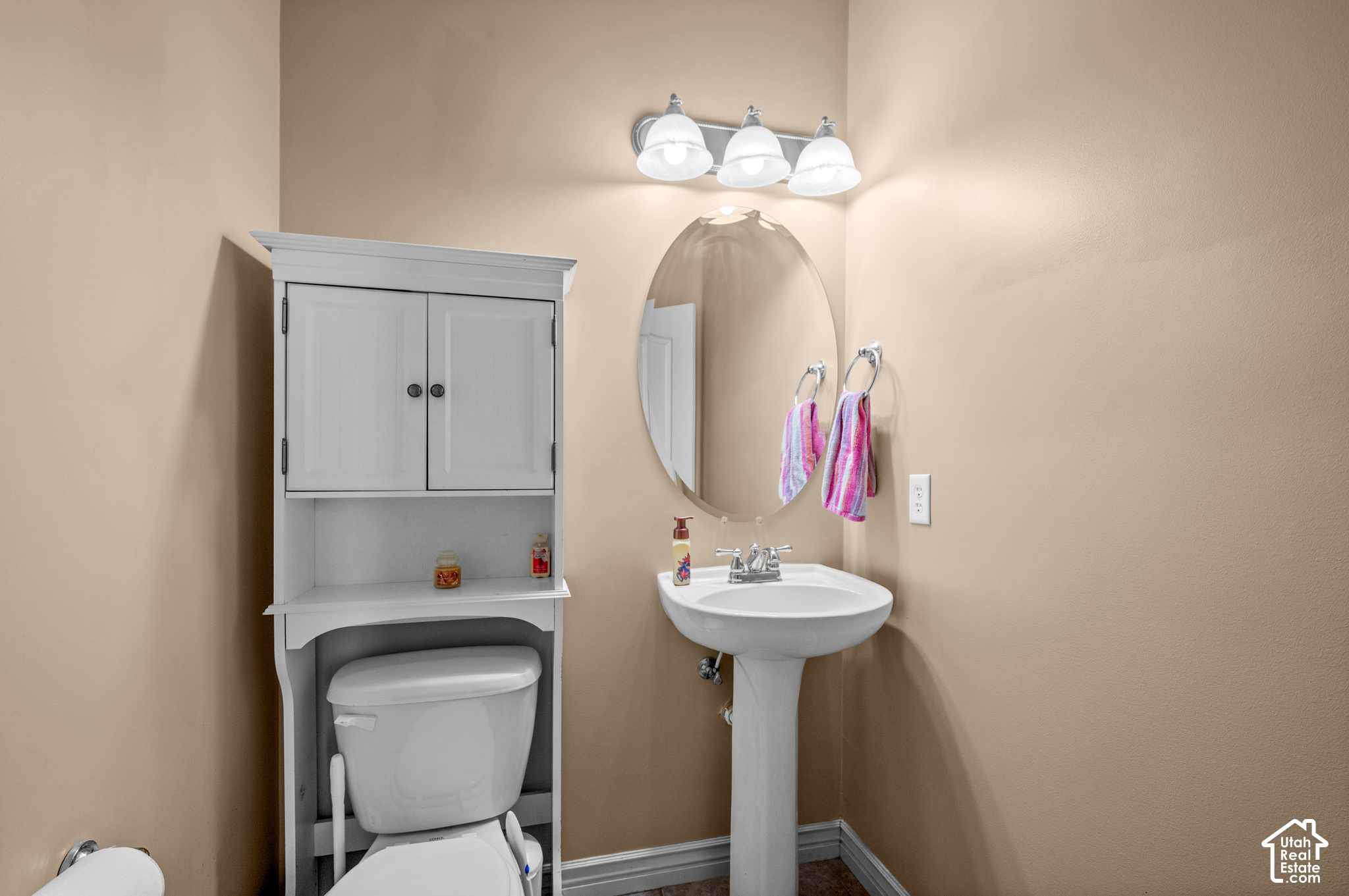 main property photo 9