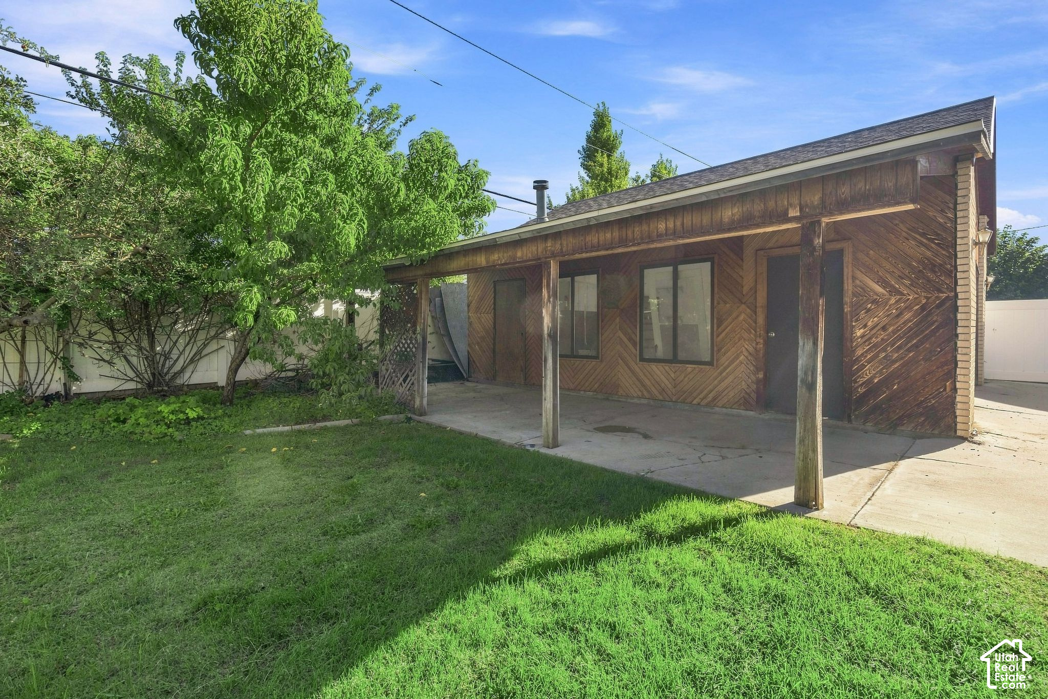 main property photo 32