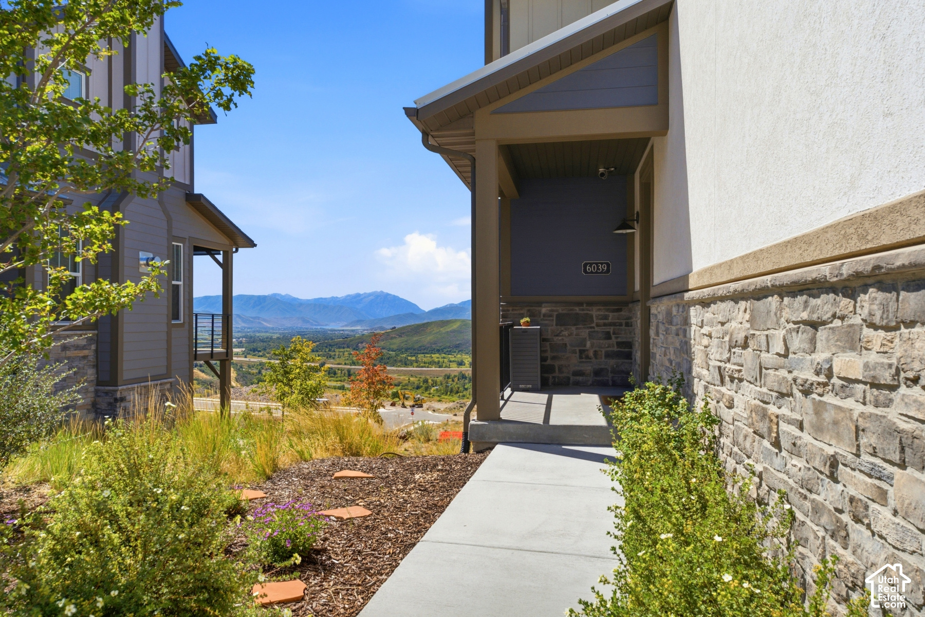 main property photo 51
