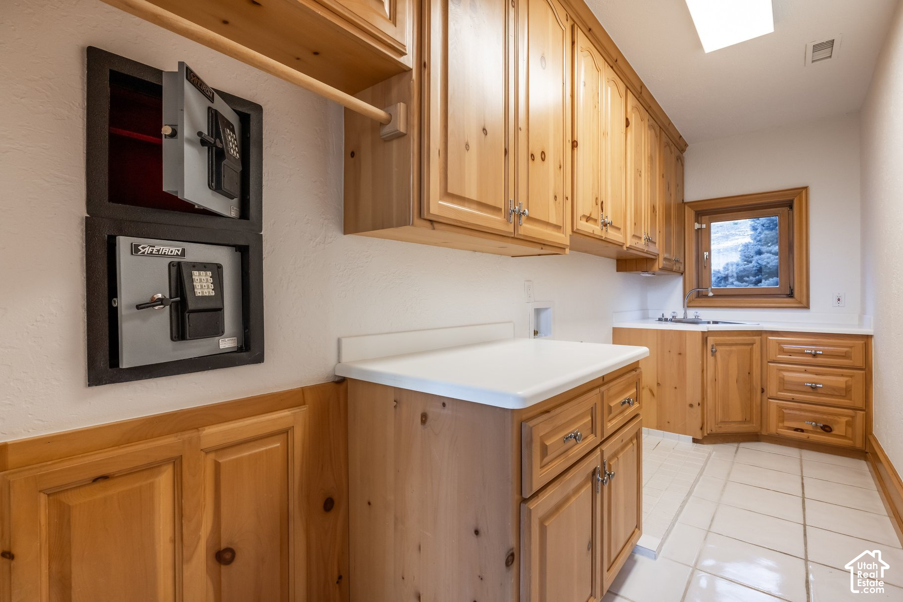 main property photo 61