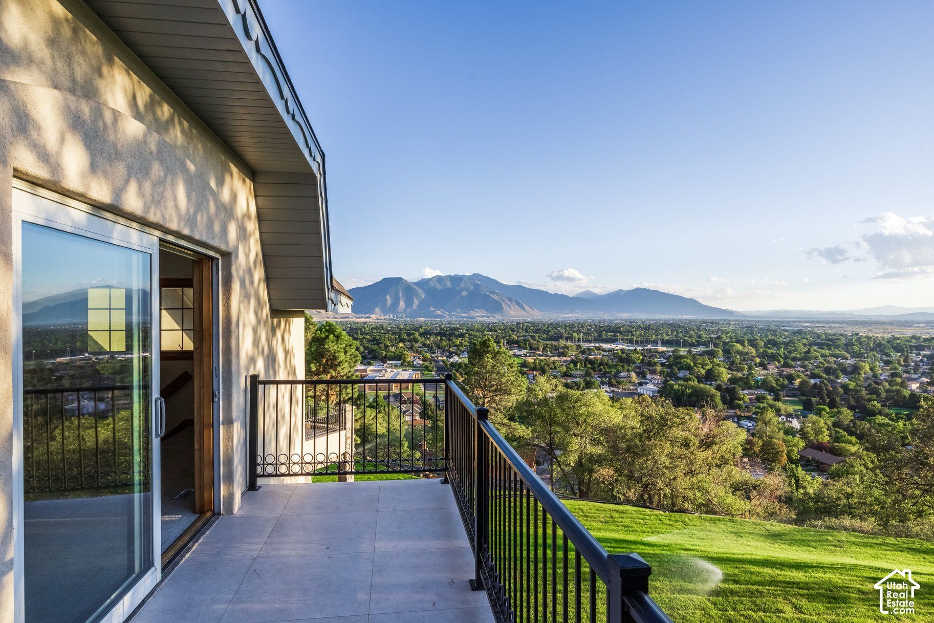 main property photo 70