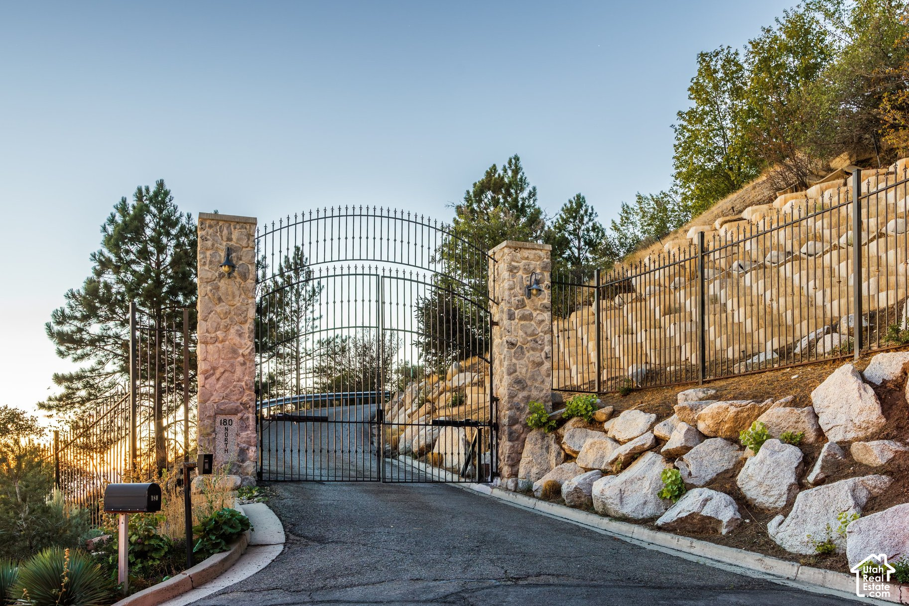 main property photo 88