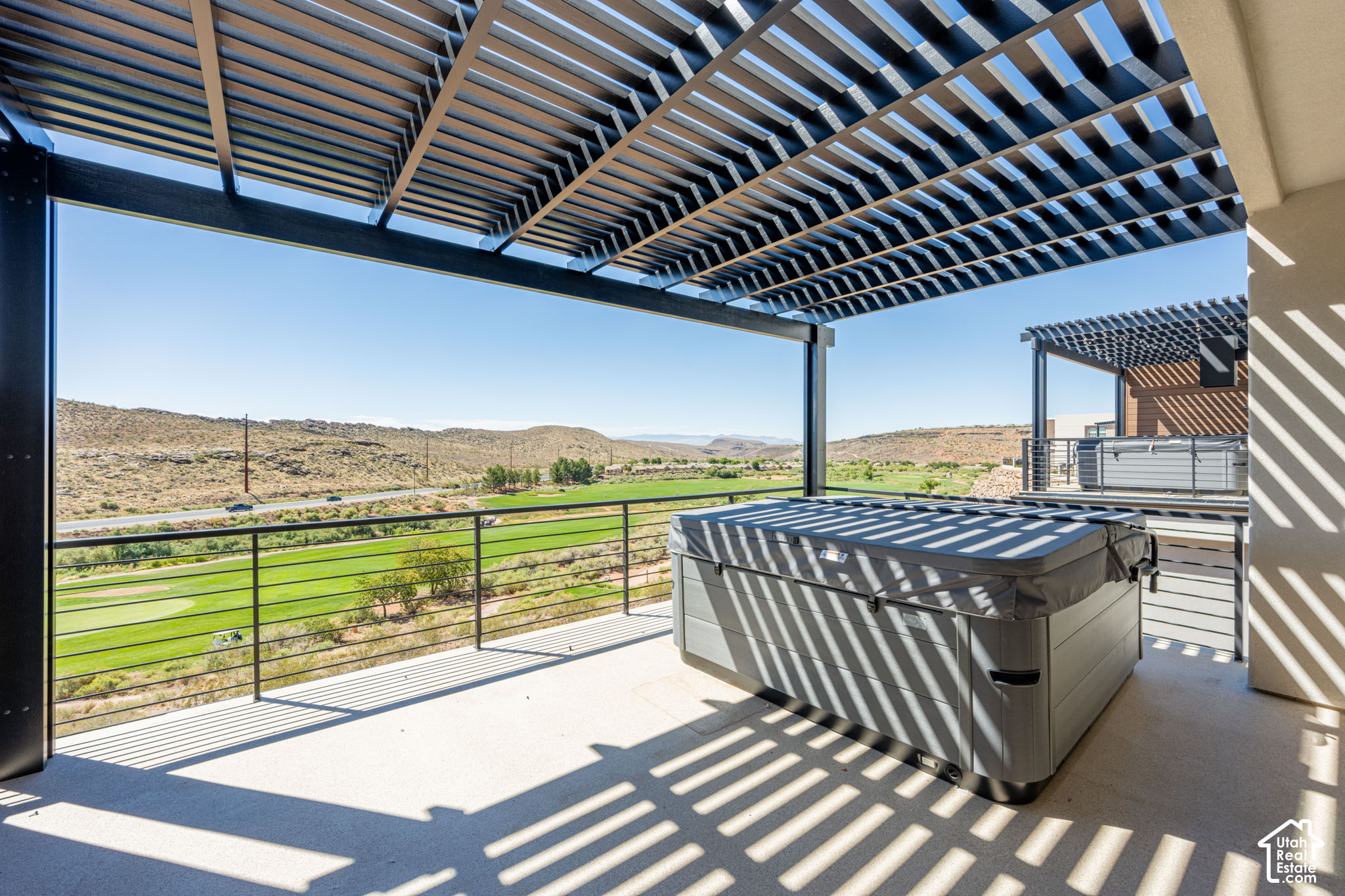 main property photo 22