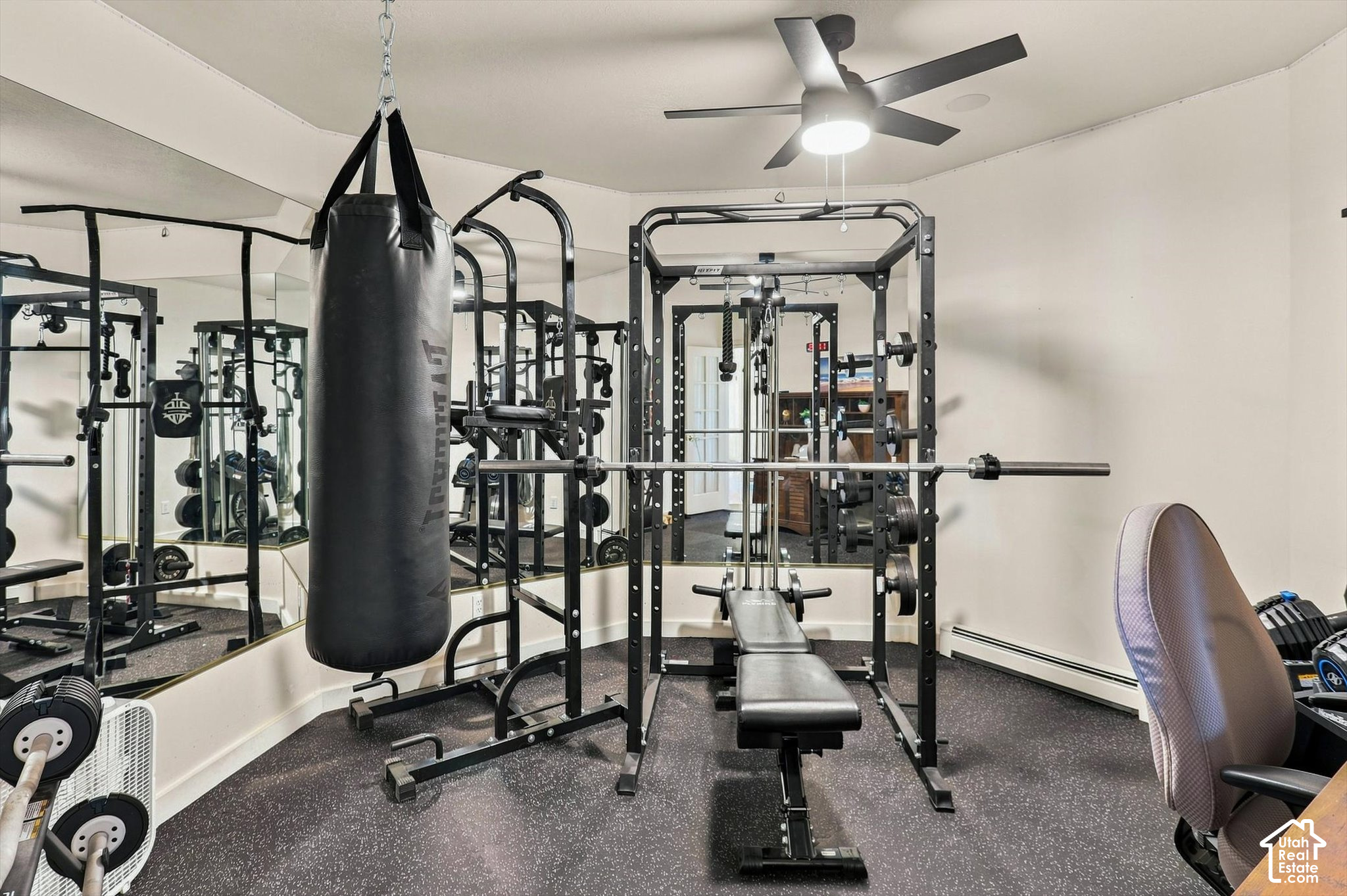 main property photo 28