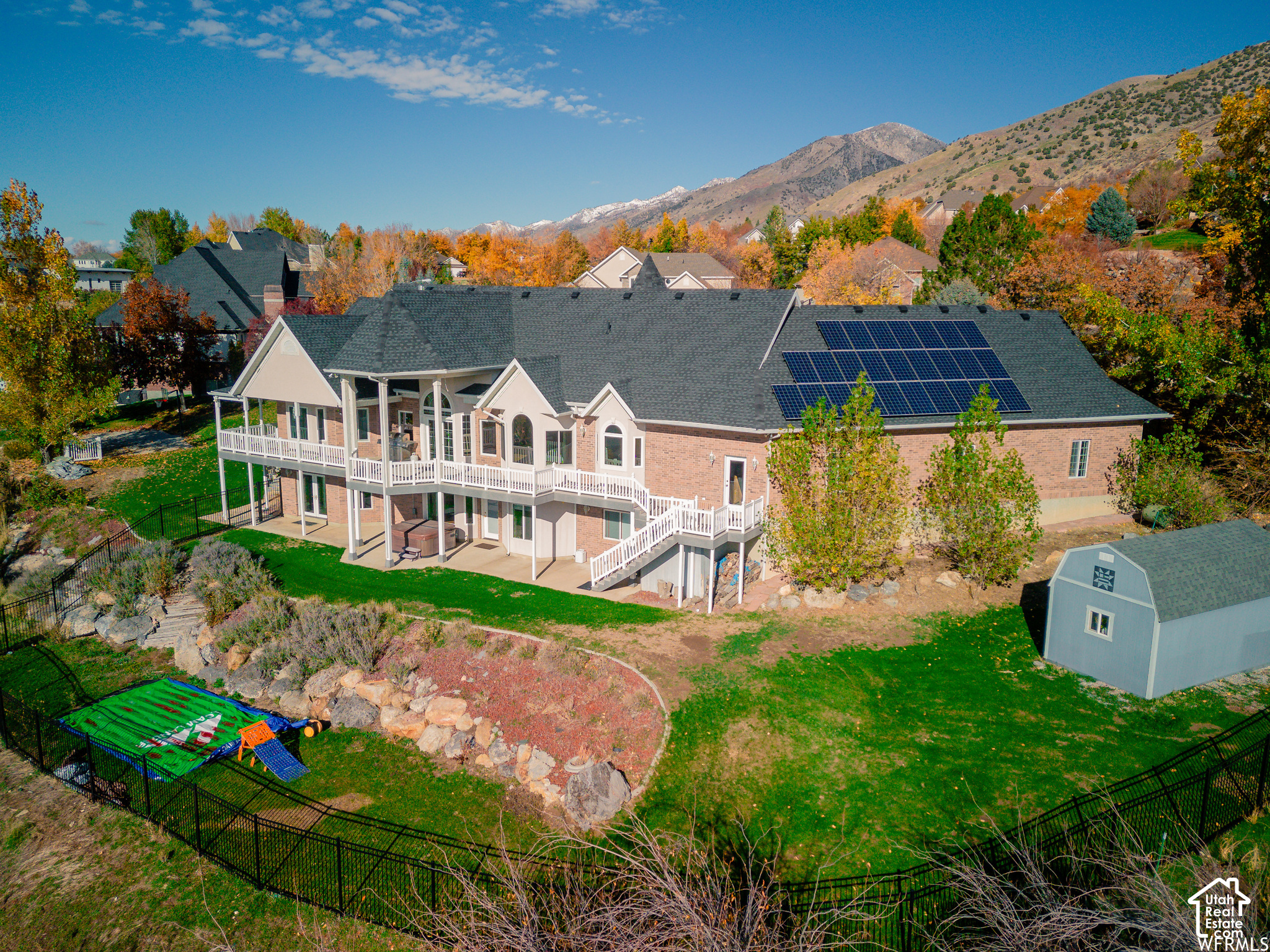 main property photo 37