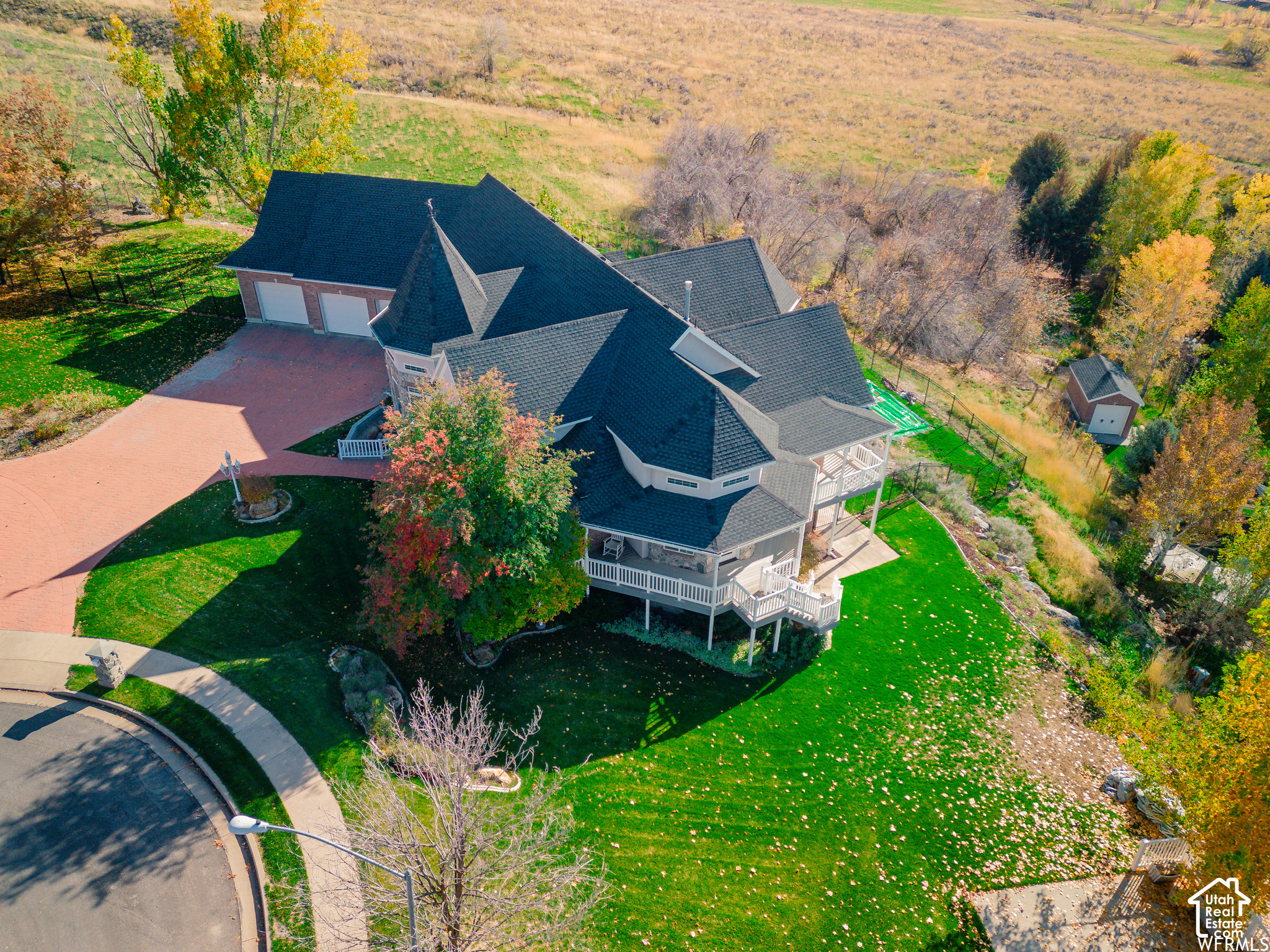 main property photo 38