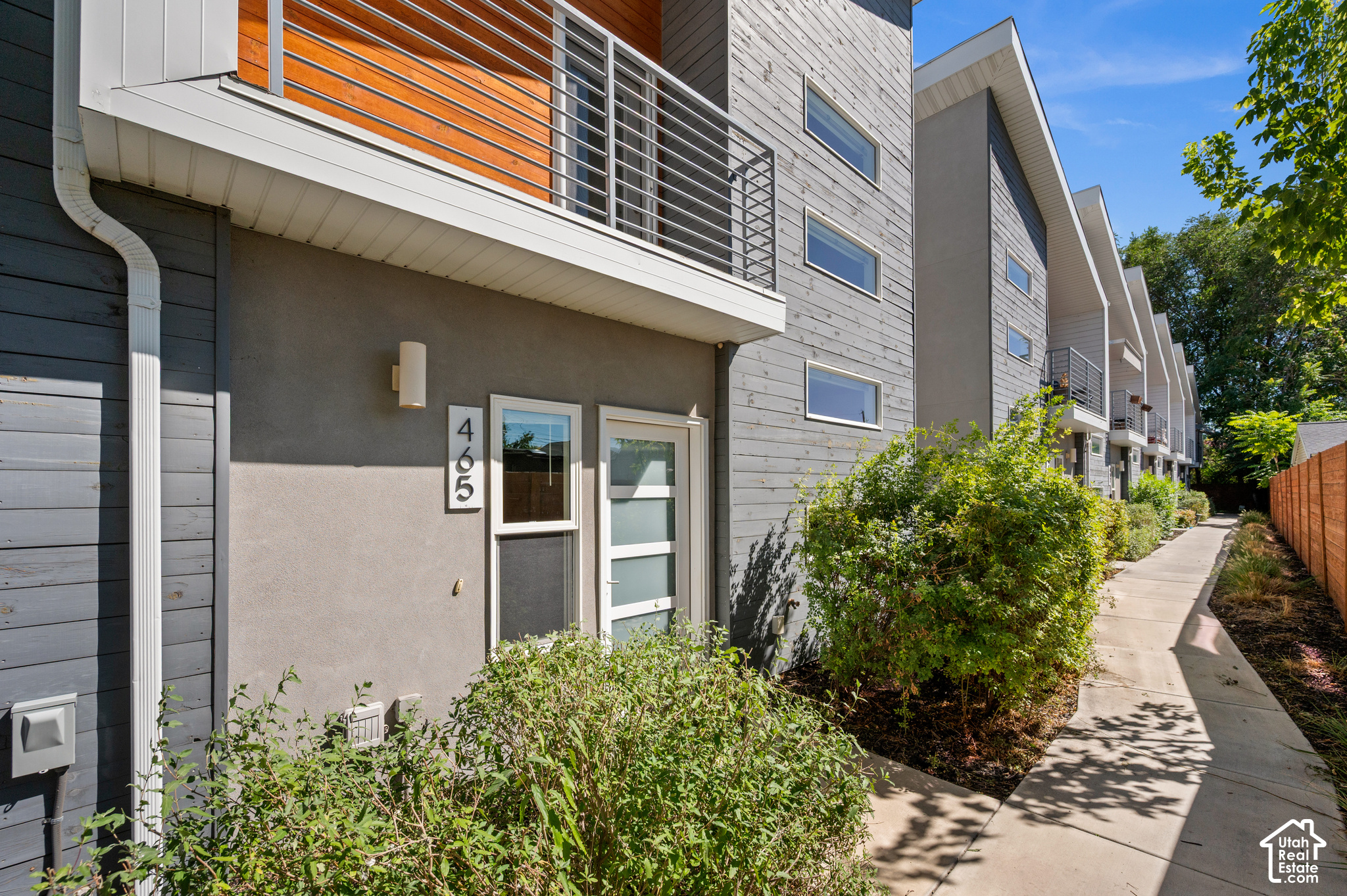 main property photo 16