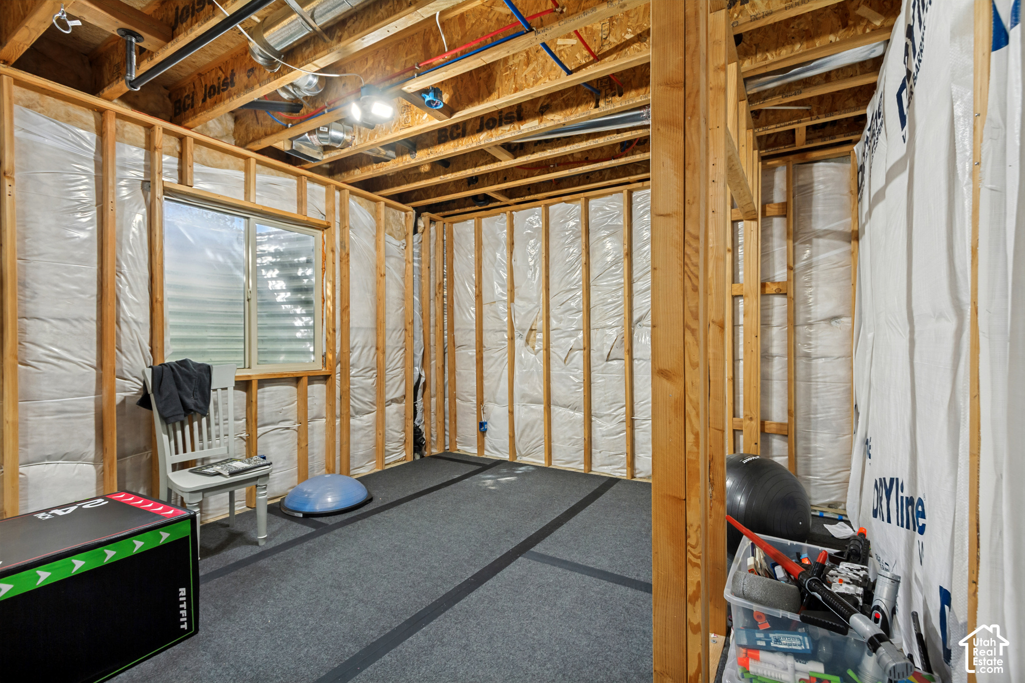 main property photo 32