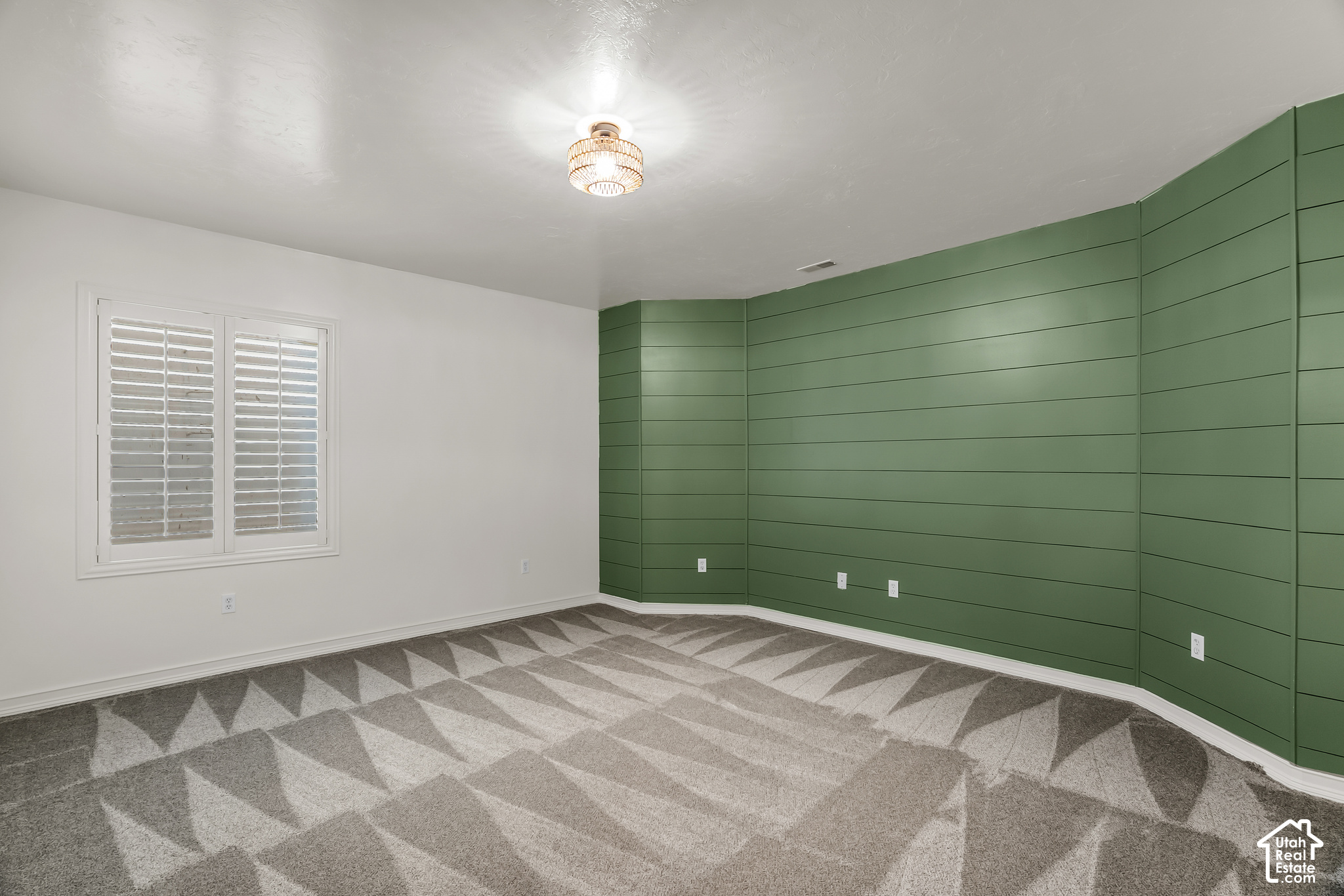 property viewer photo 40