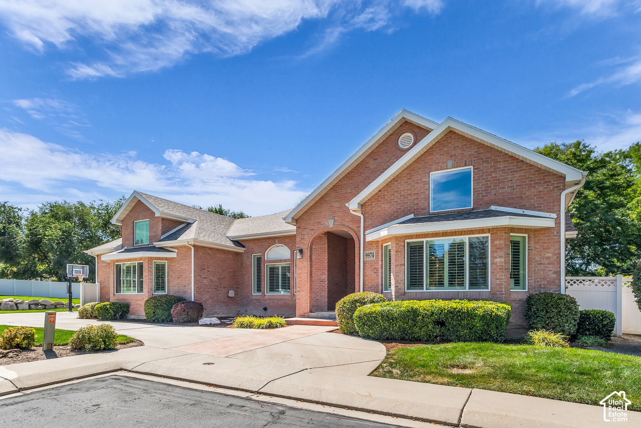 property viewer photo 47