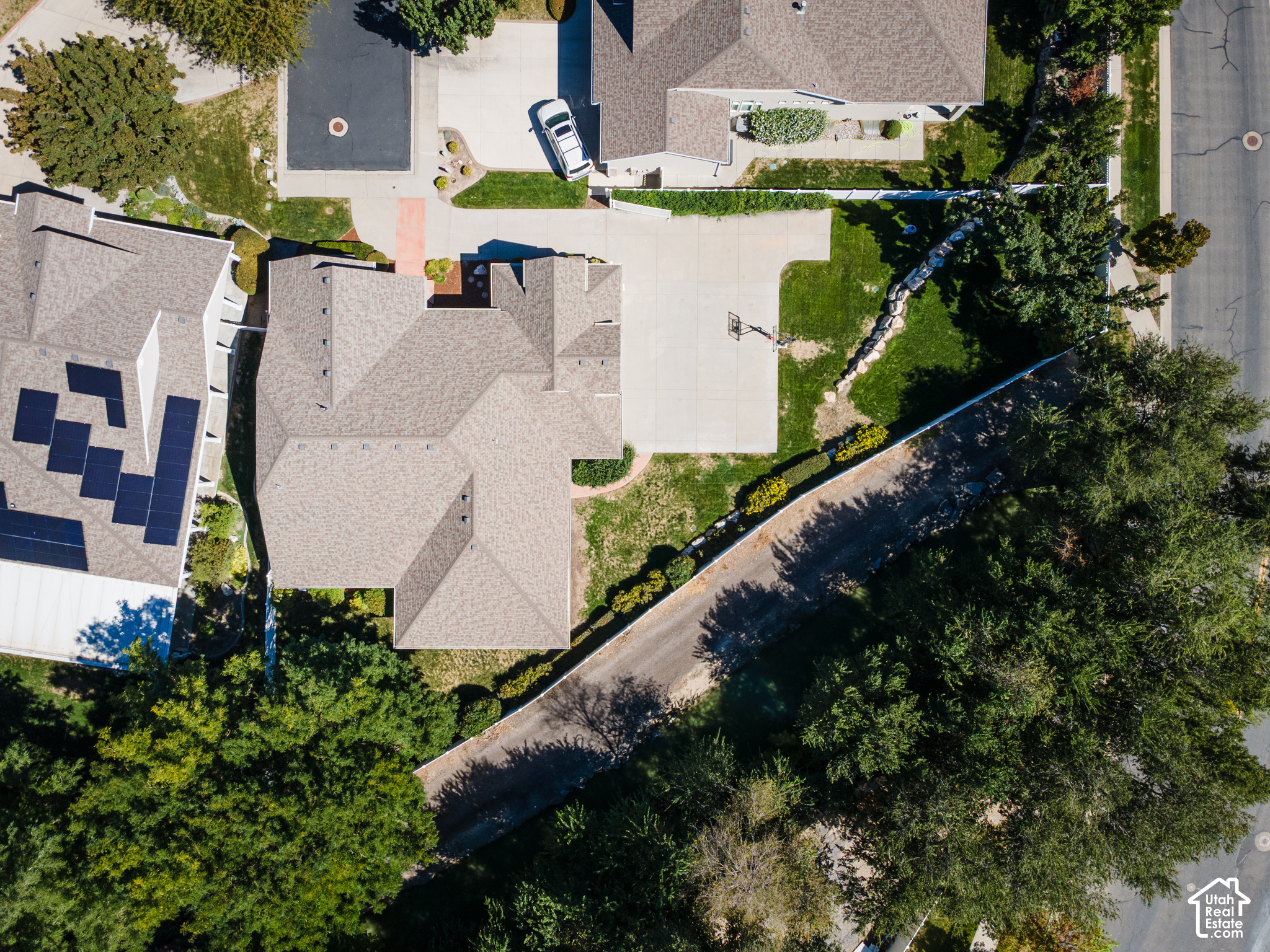 property viewer photo 56