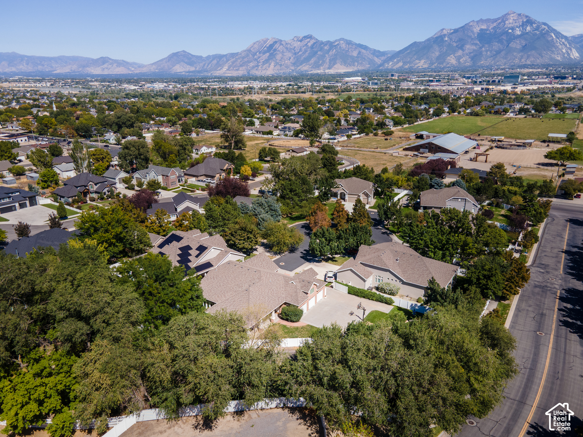 property viewer photo 59
