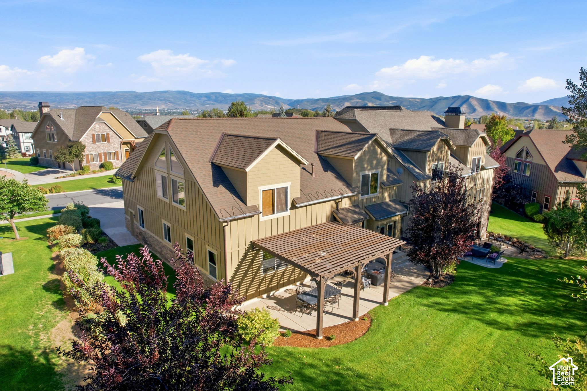 main property photo 44