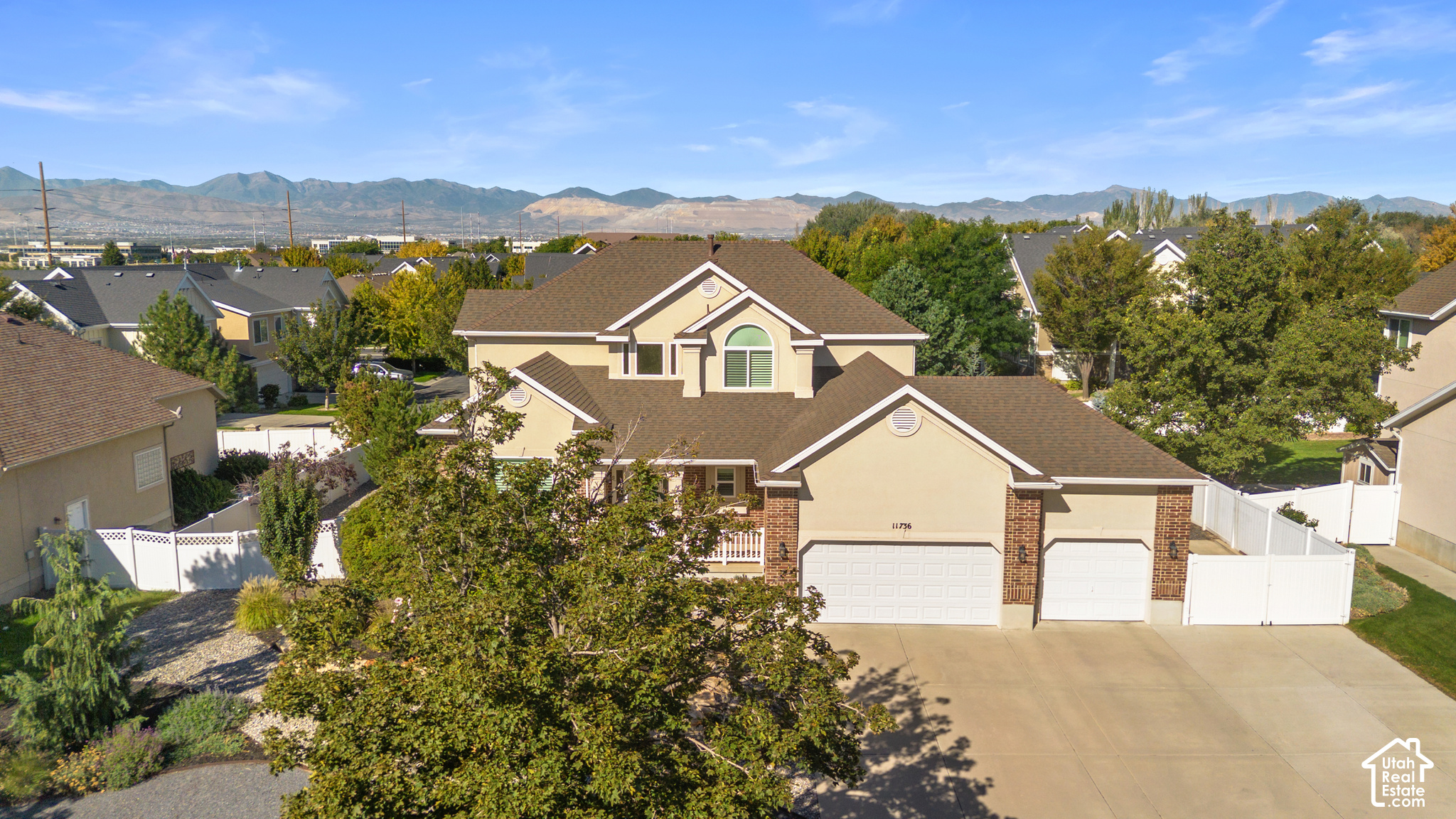main property photo 57