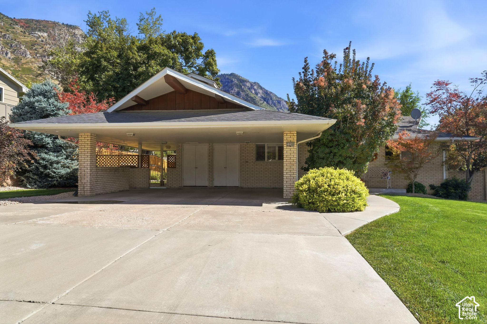 main property photo 35