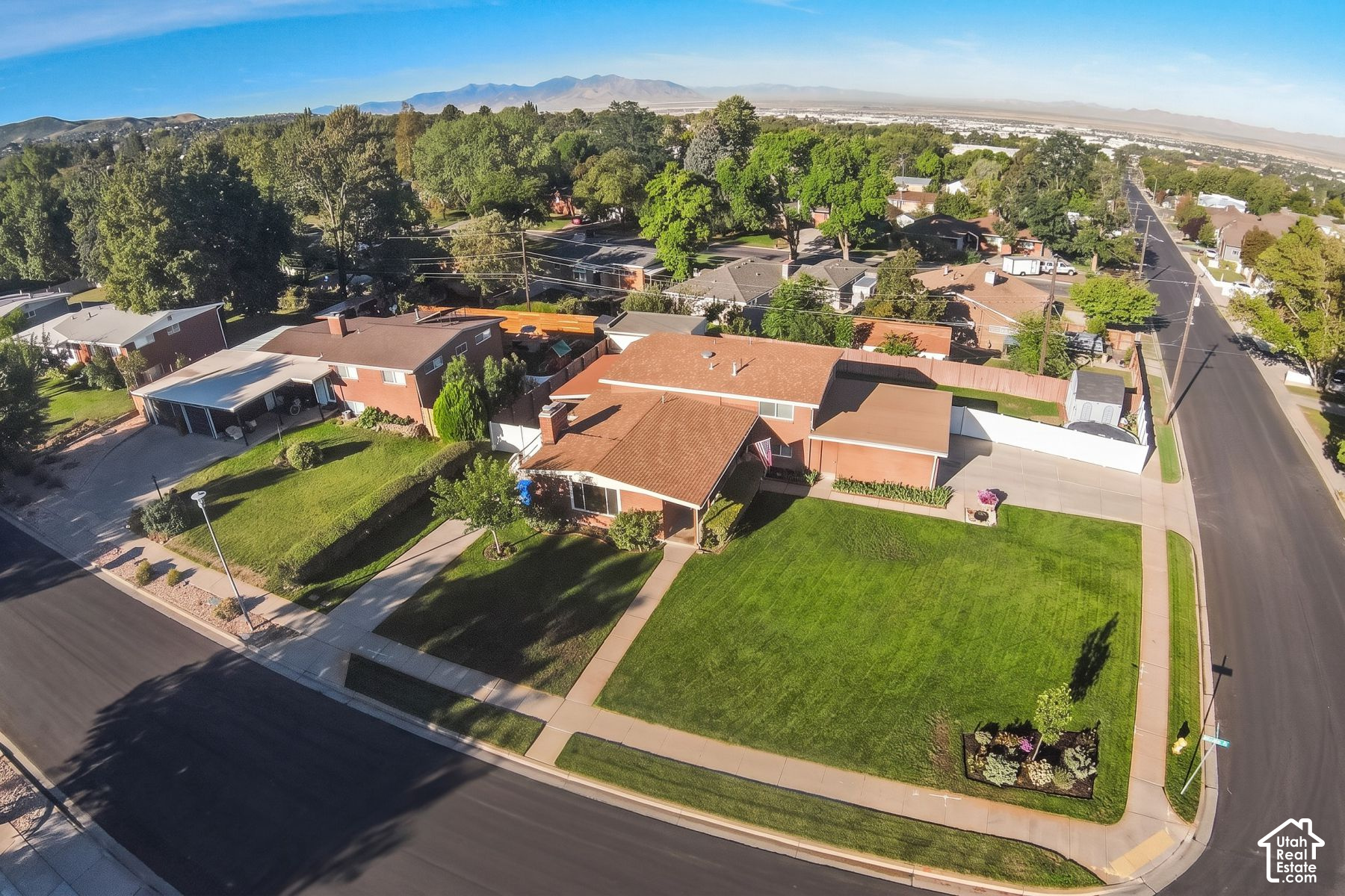 main property photo 46