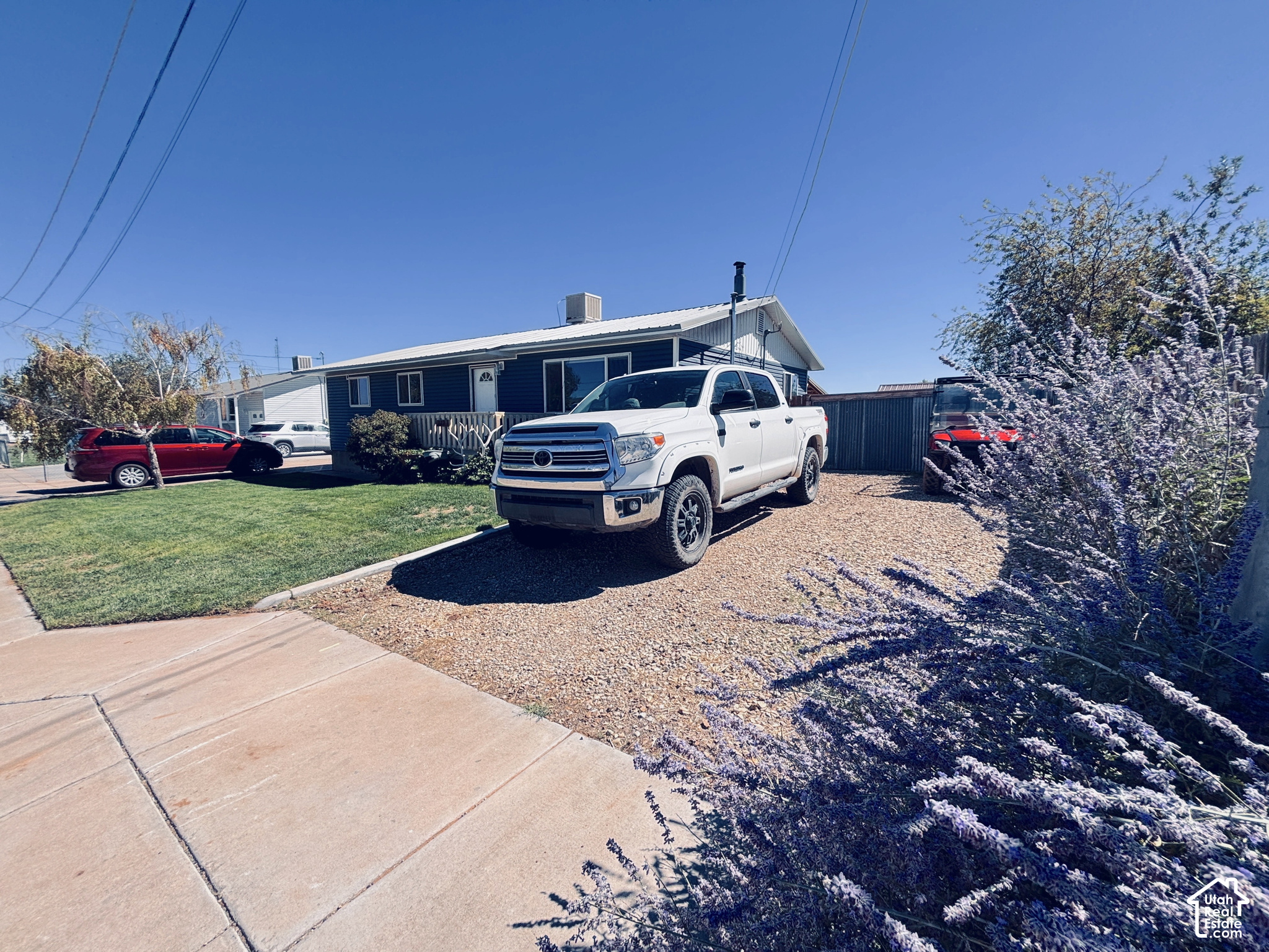 main property photo 30