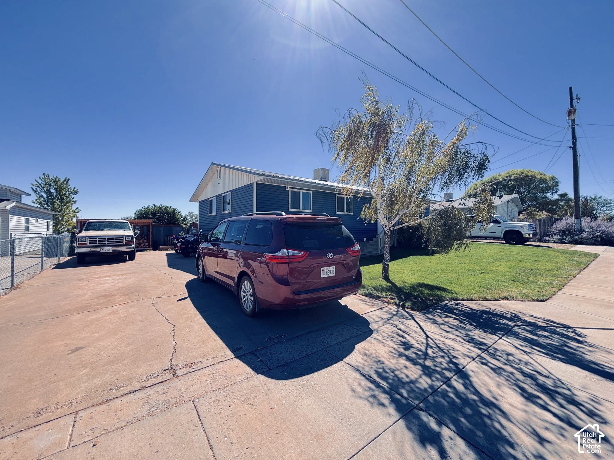 main property photo 31