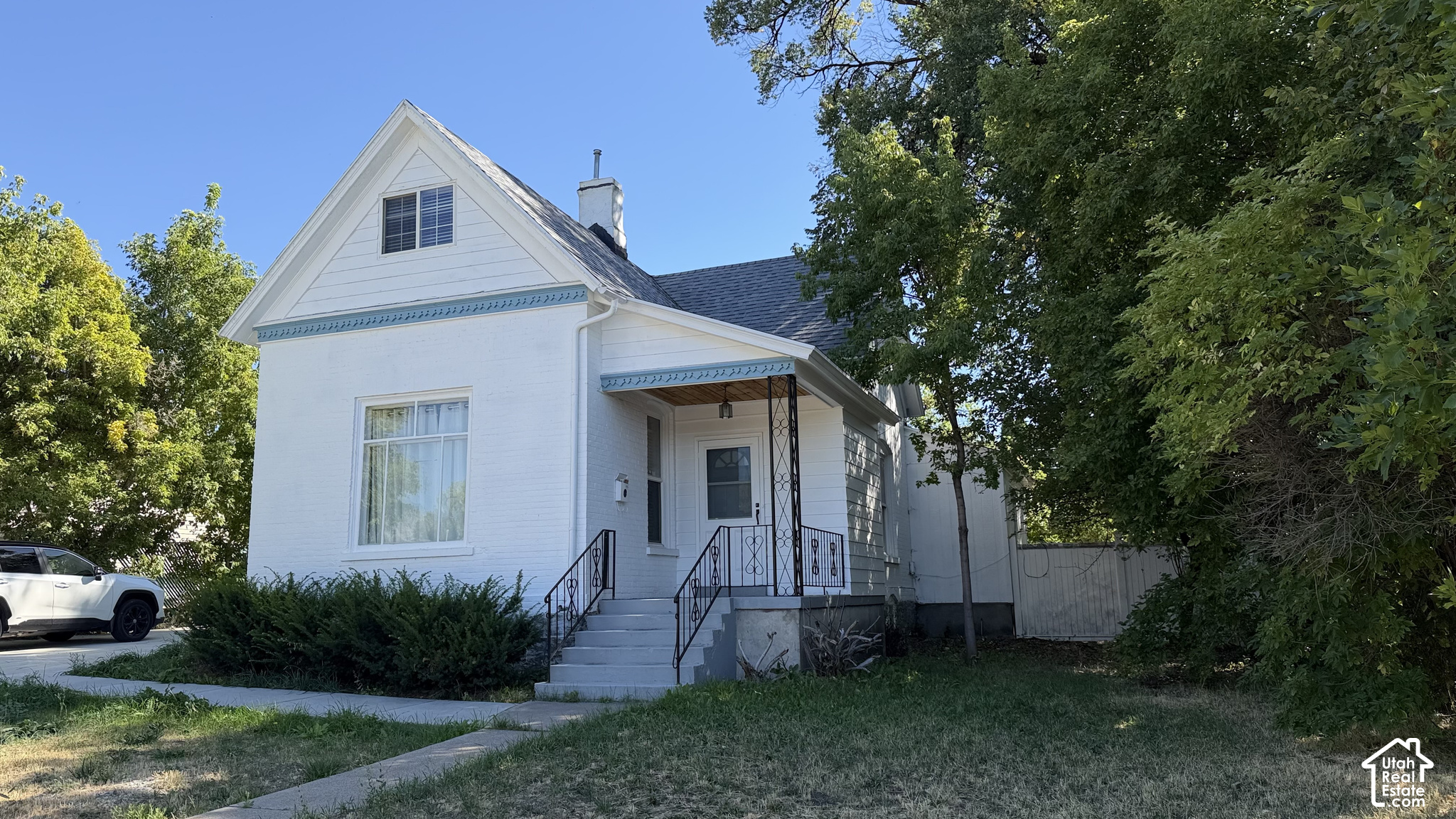 main property photo 3