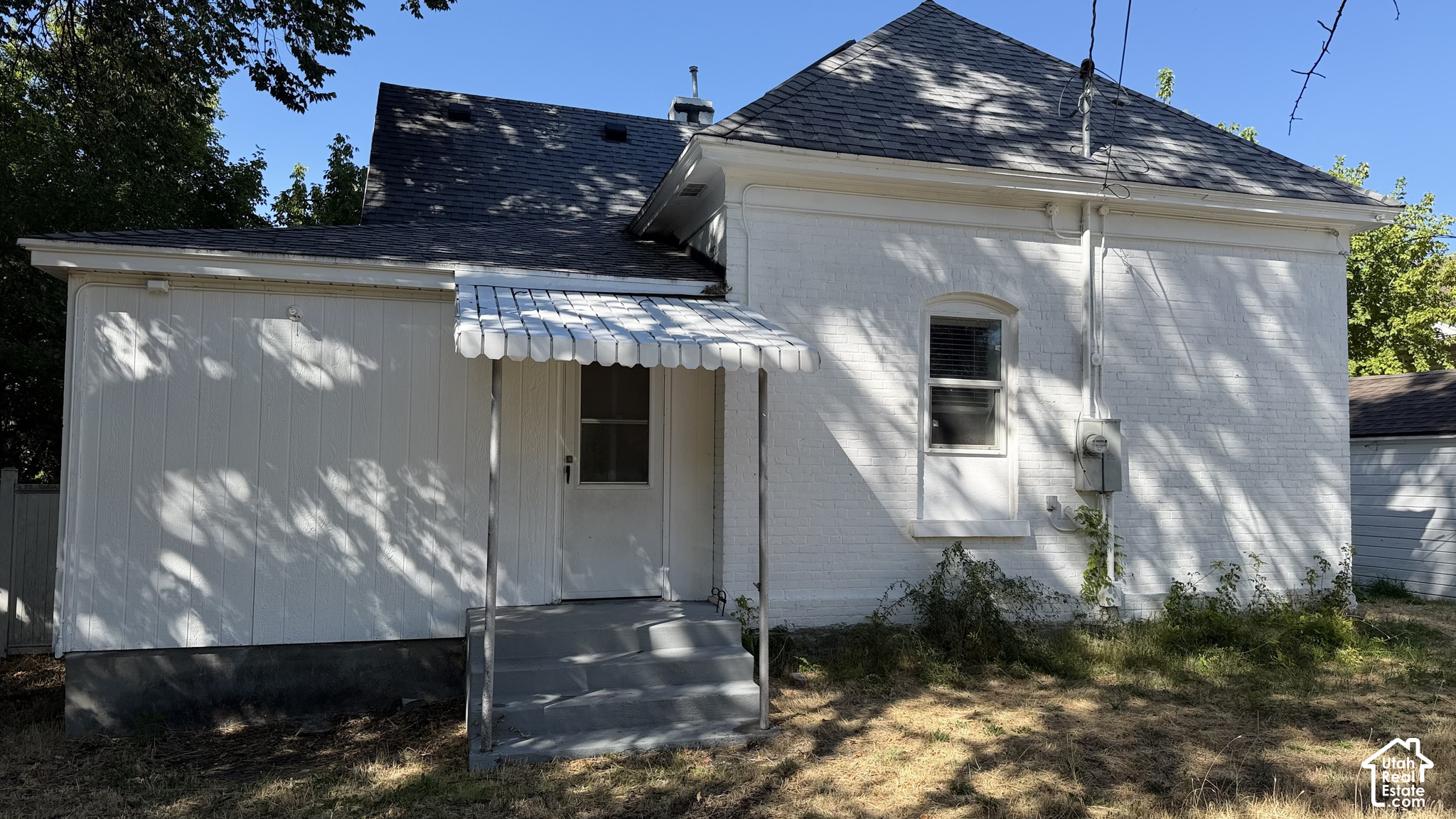 main property photo 37