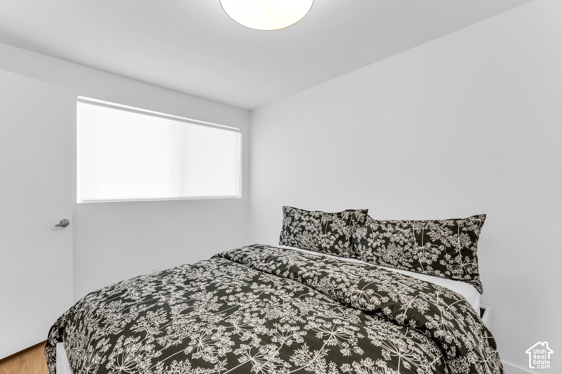 property viewer photo 15