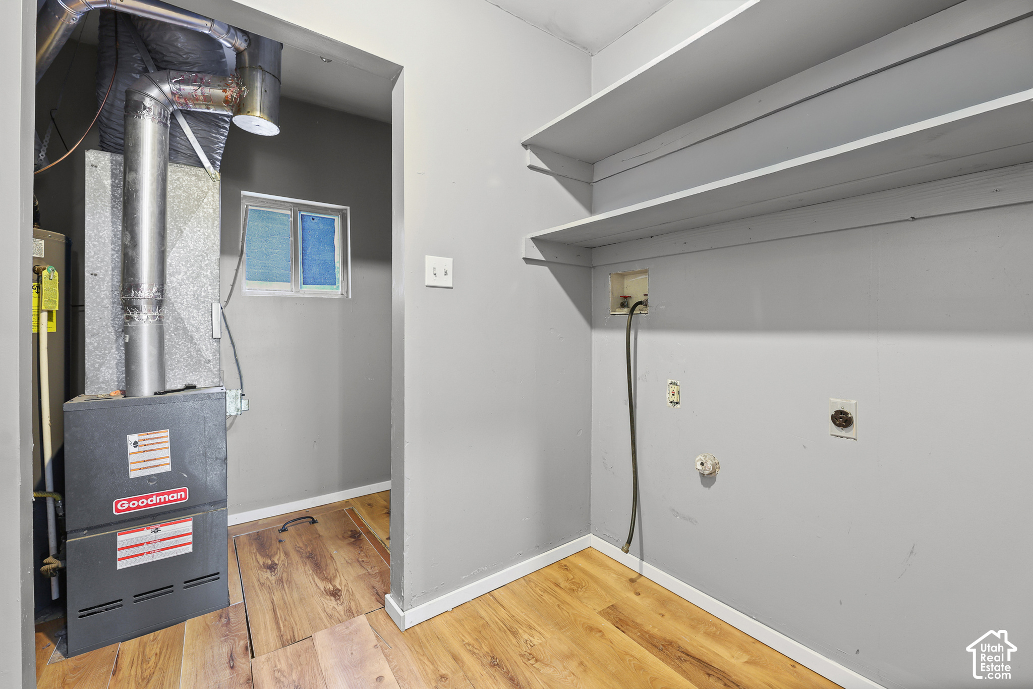 main property photo 10