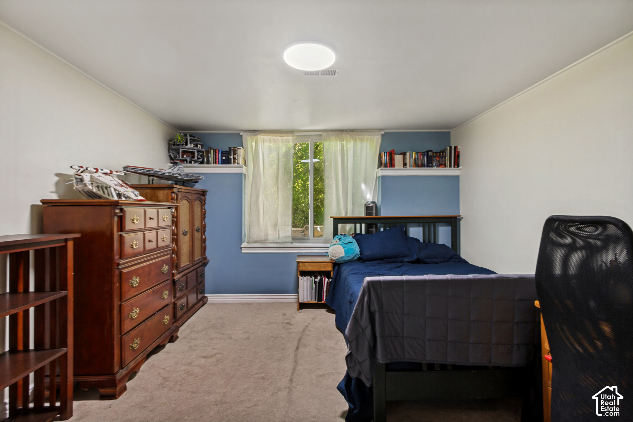 main property photo 47