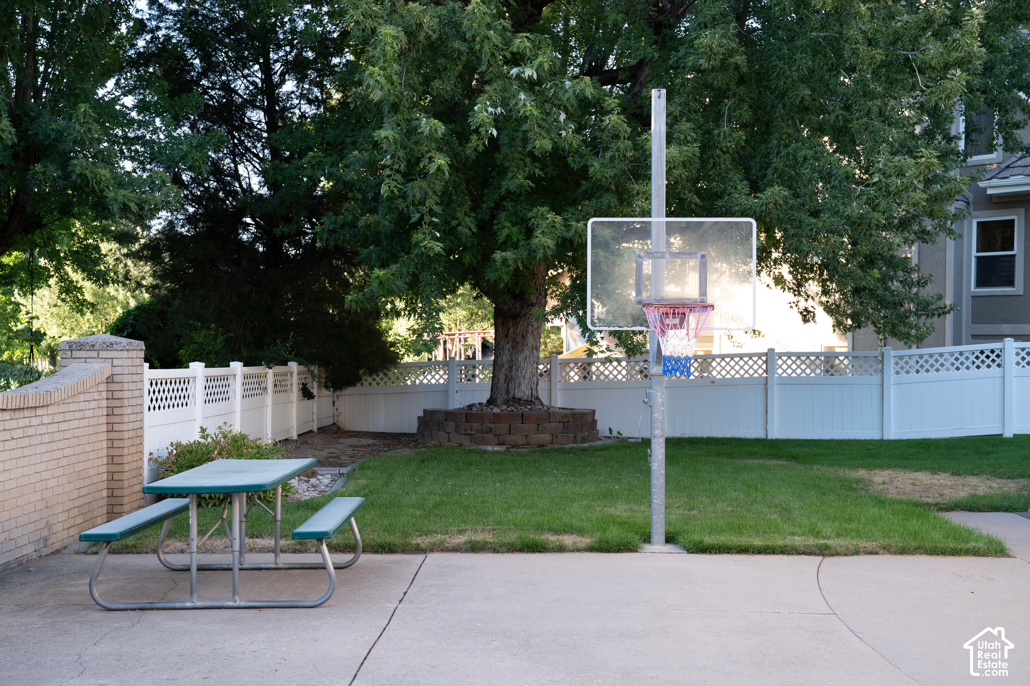 main property photo 49