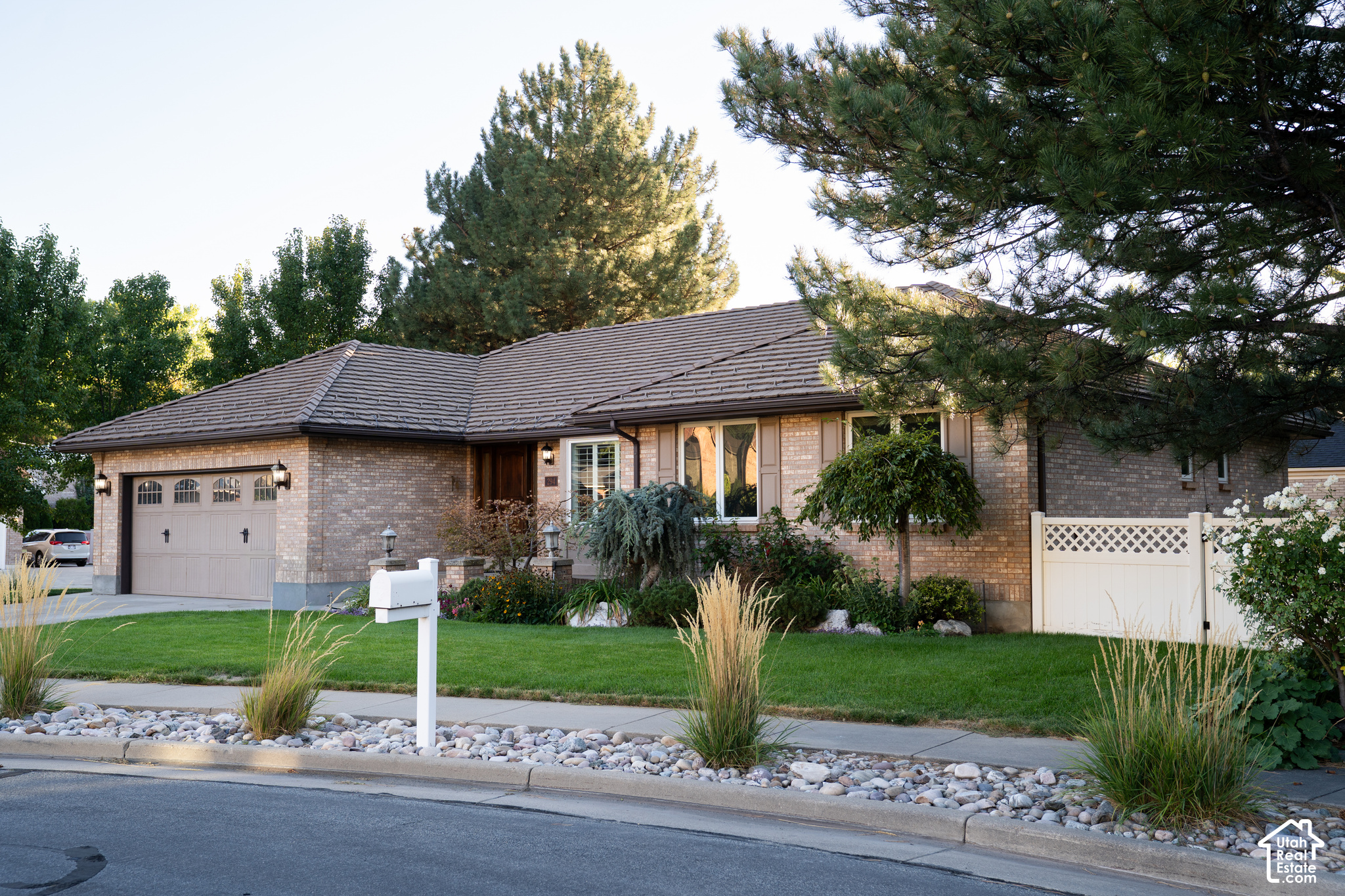 main property photo 61