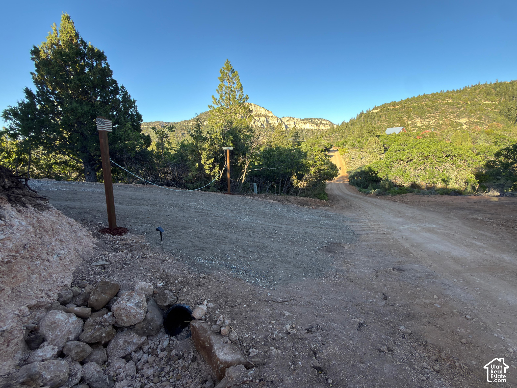main property photo 14