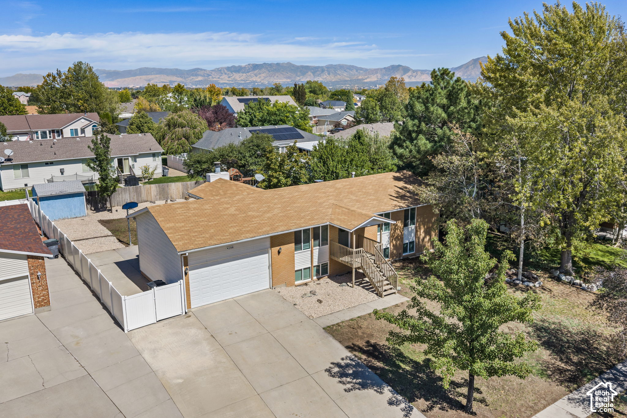 main property photo 44