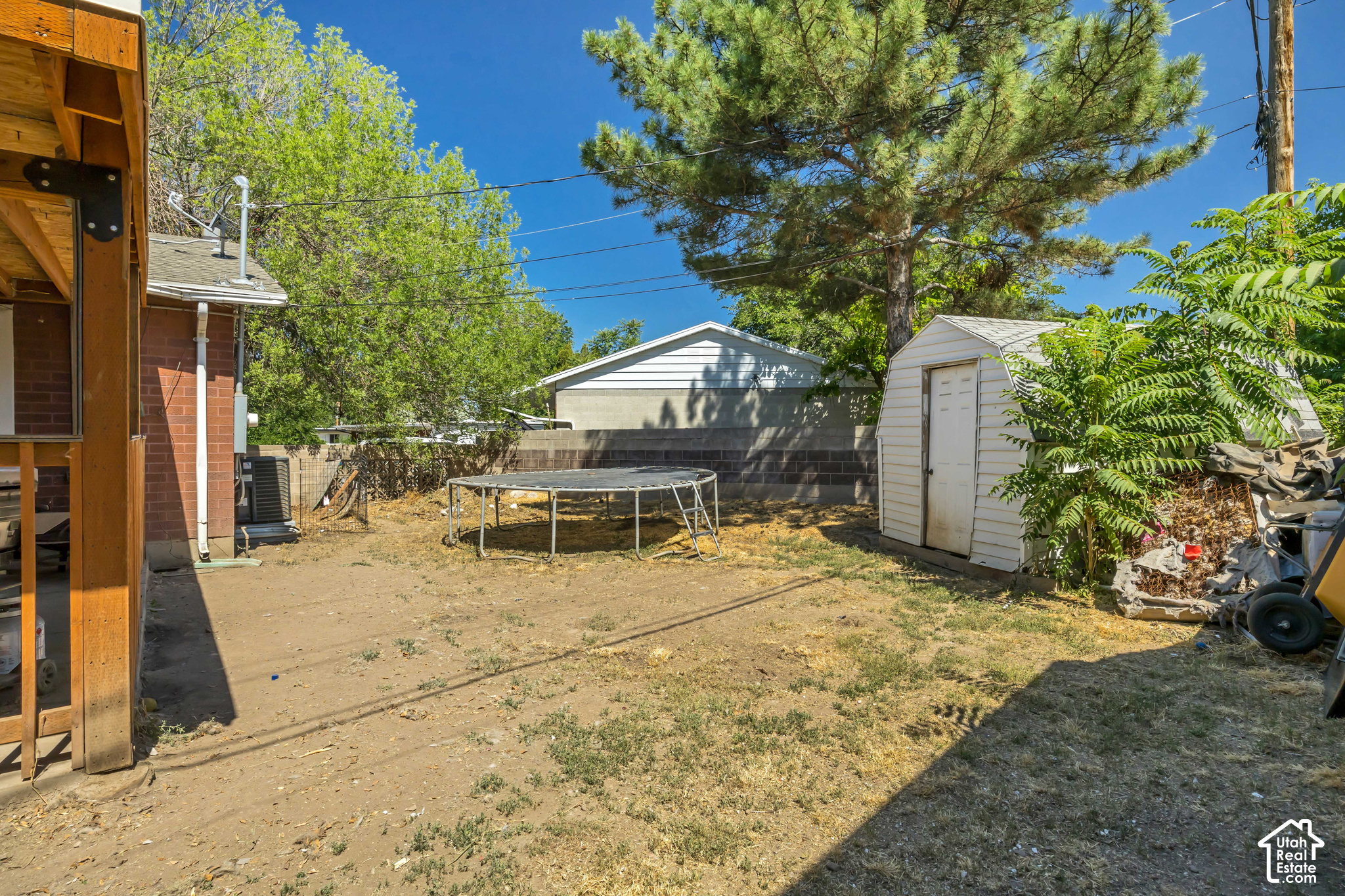 main property photo 31