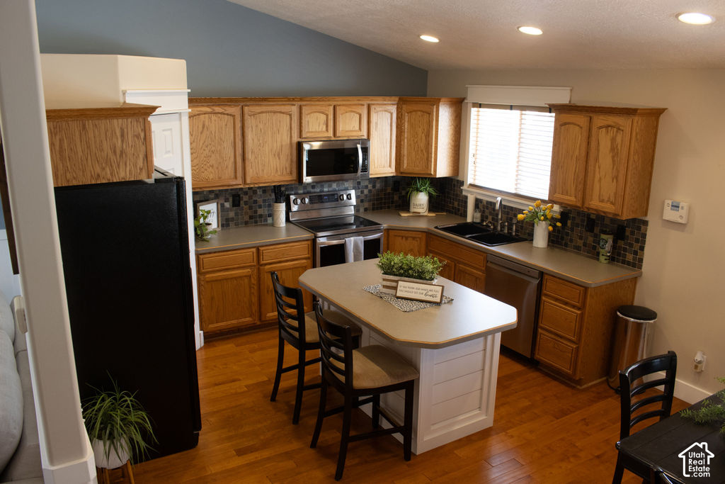main property photo 14