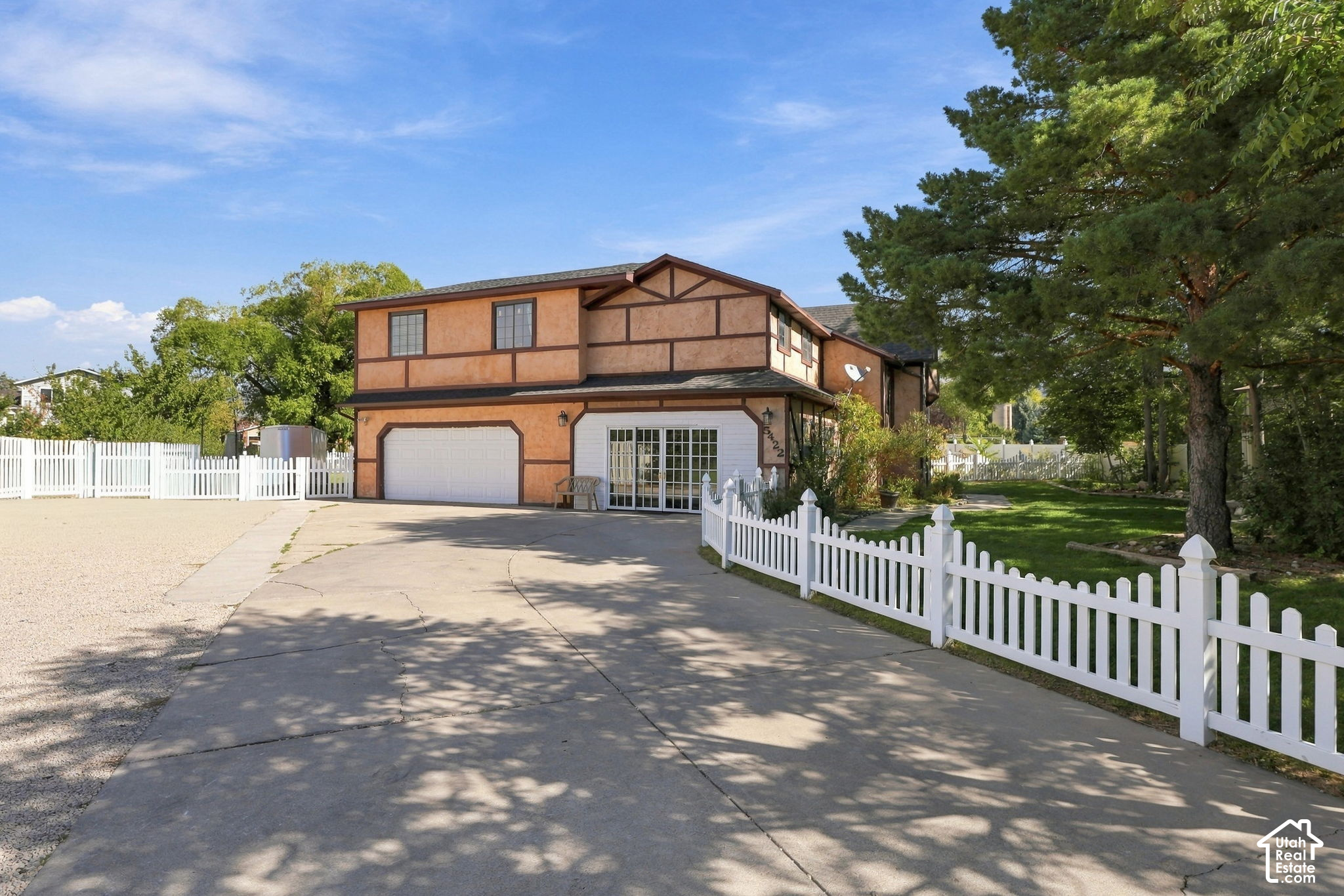 main property photo 50