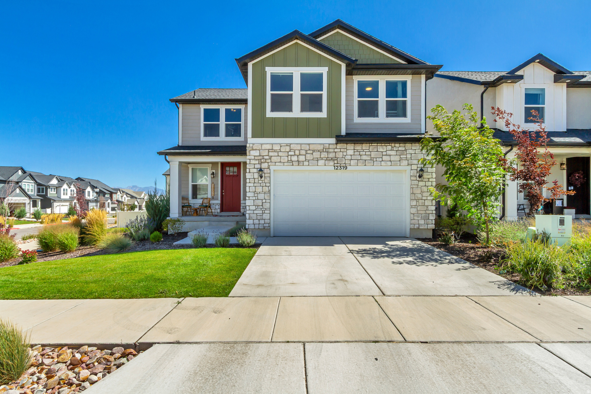 main property photo 0