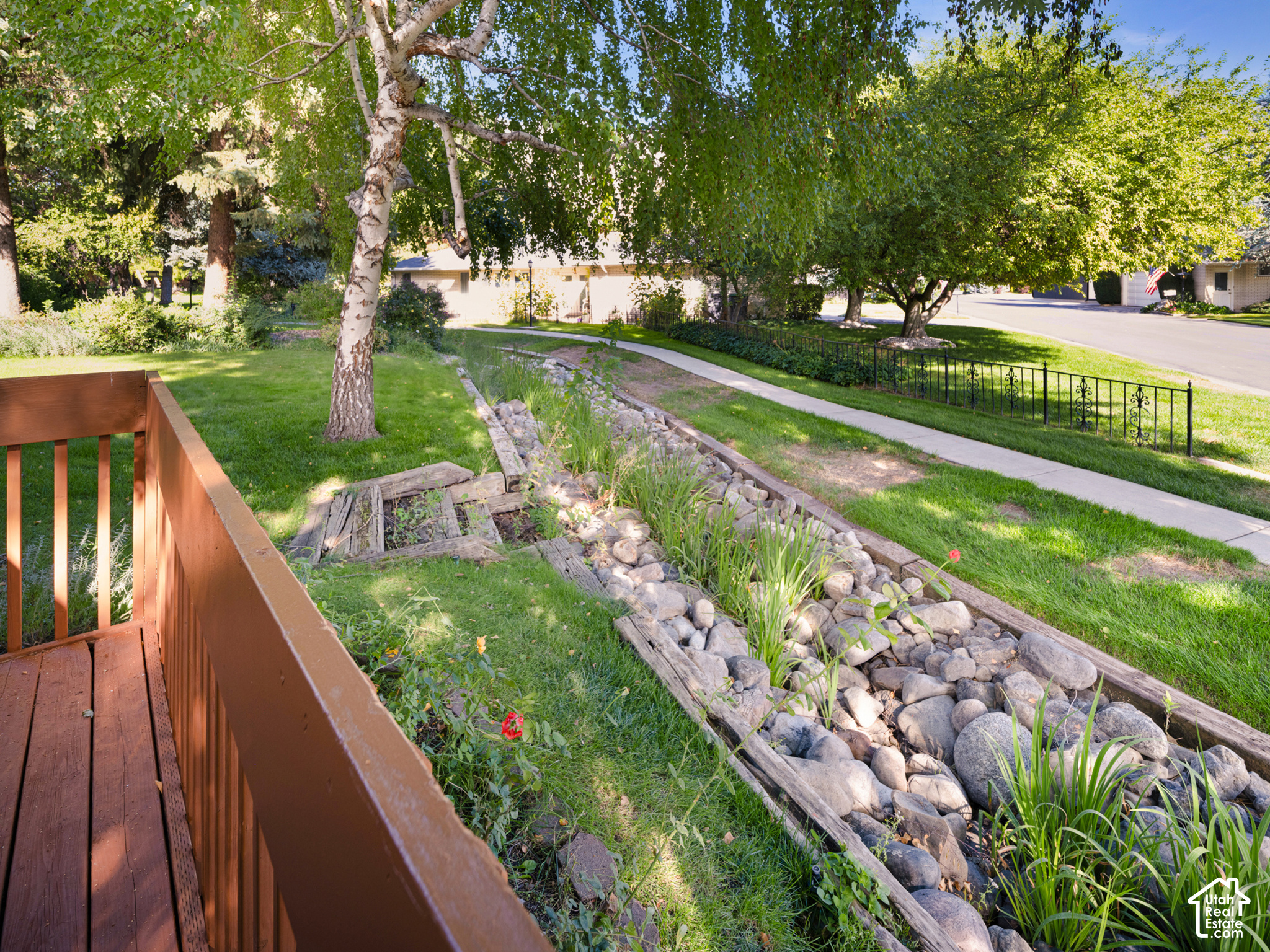 main property photo 42
