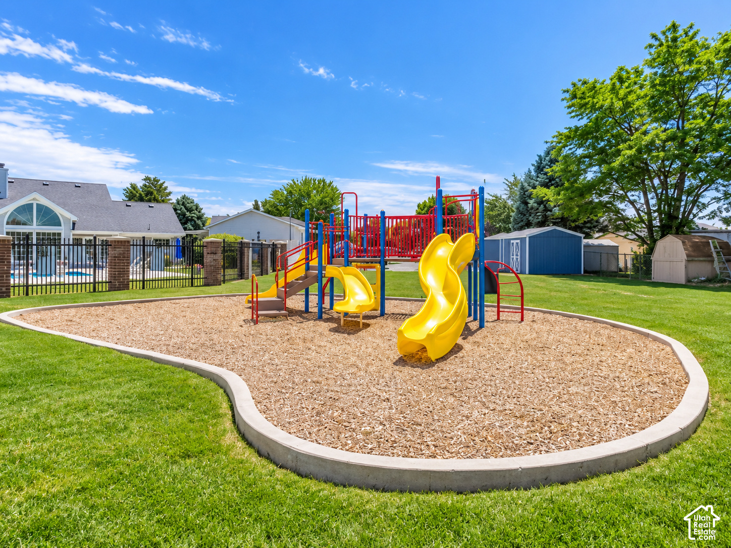 main property photo 19