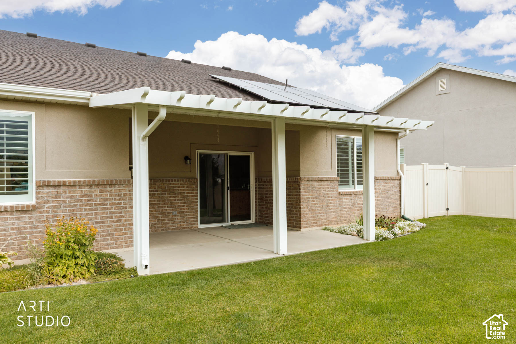 main property photo 23