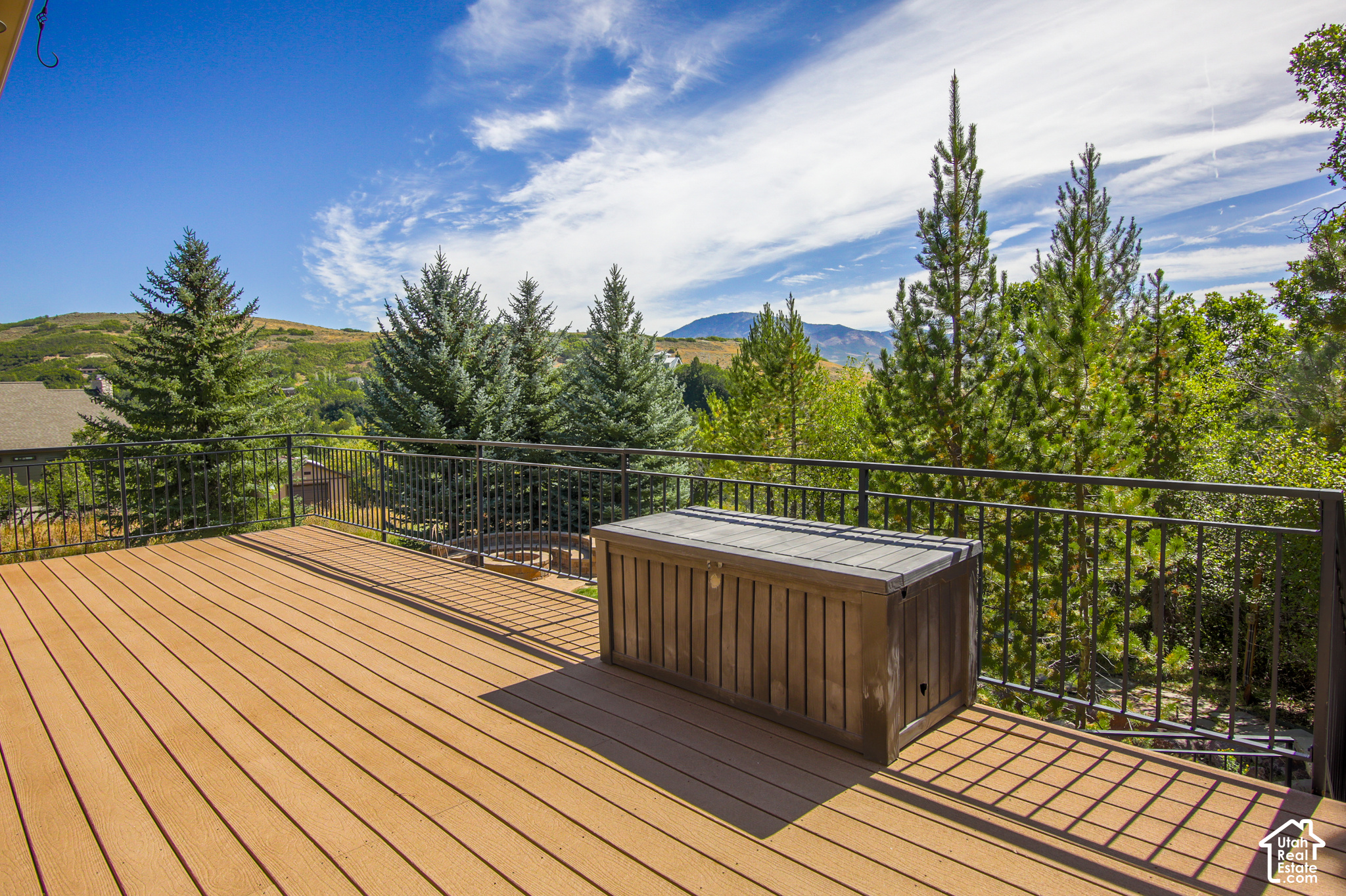 main property photo 37