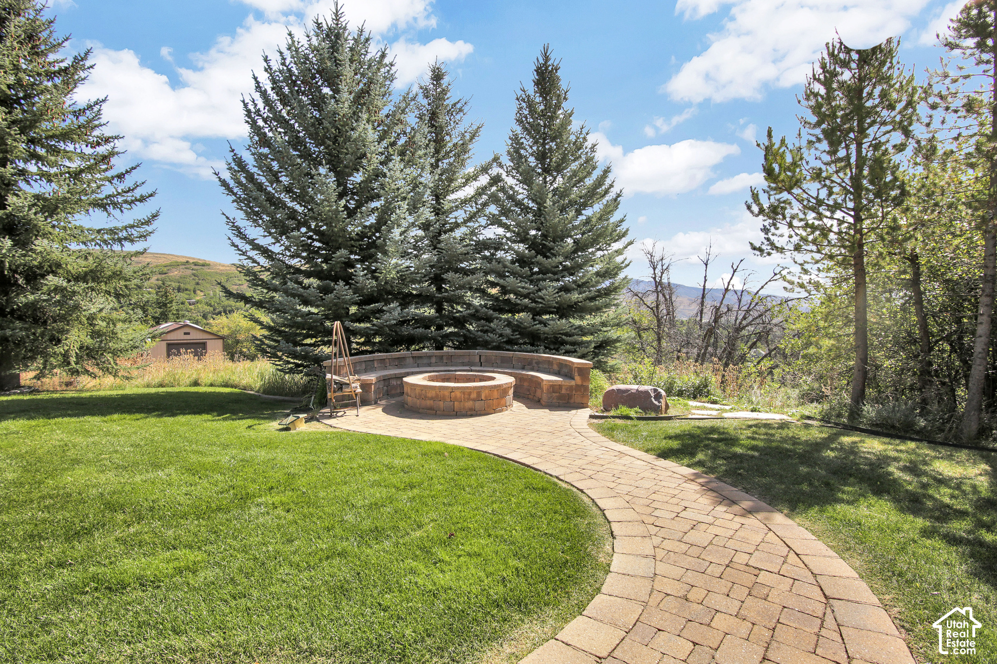 main property photo 39