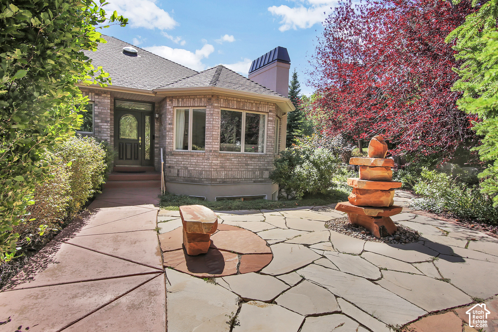 main property photo 4