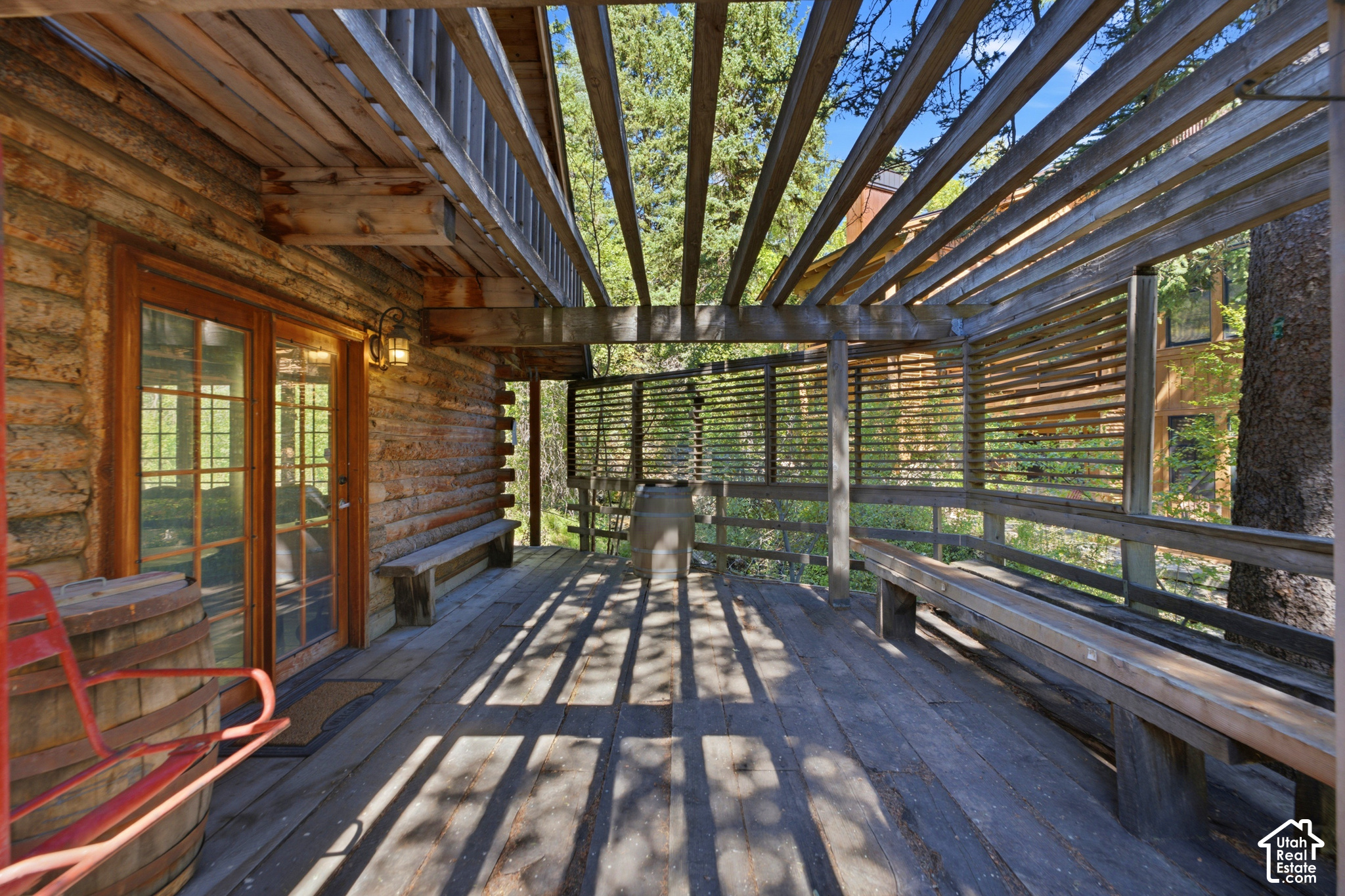 main property photo 16