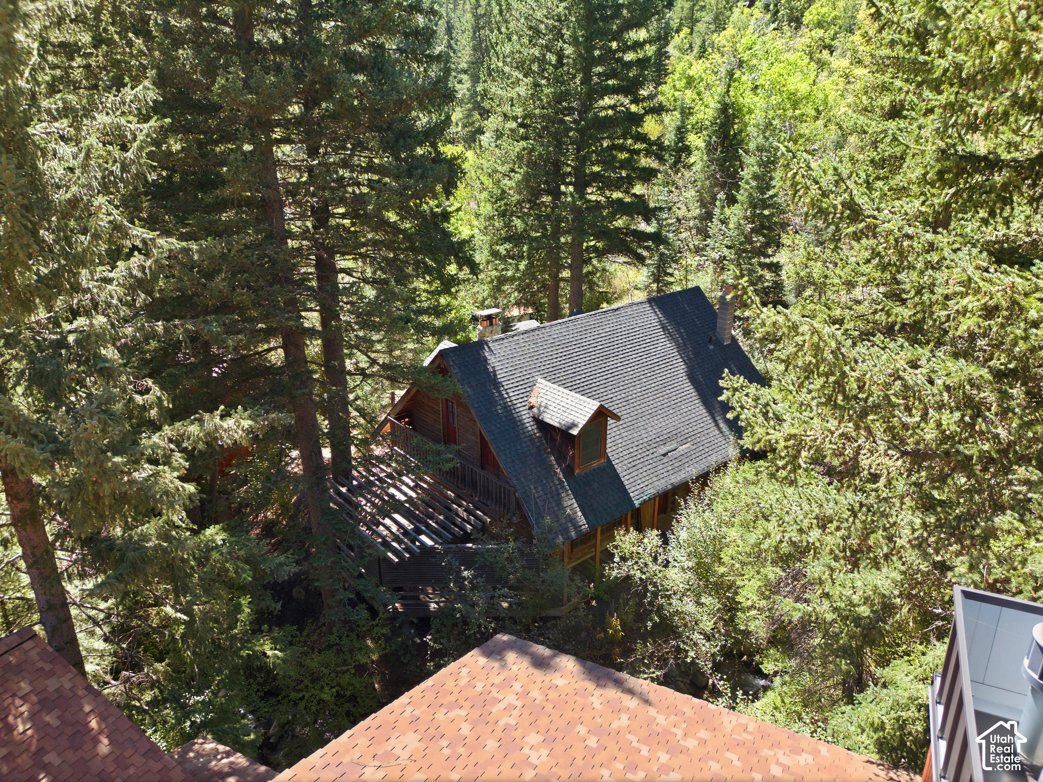 main property photo 19